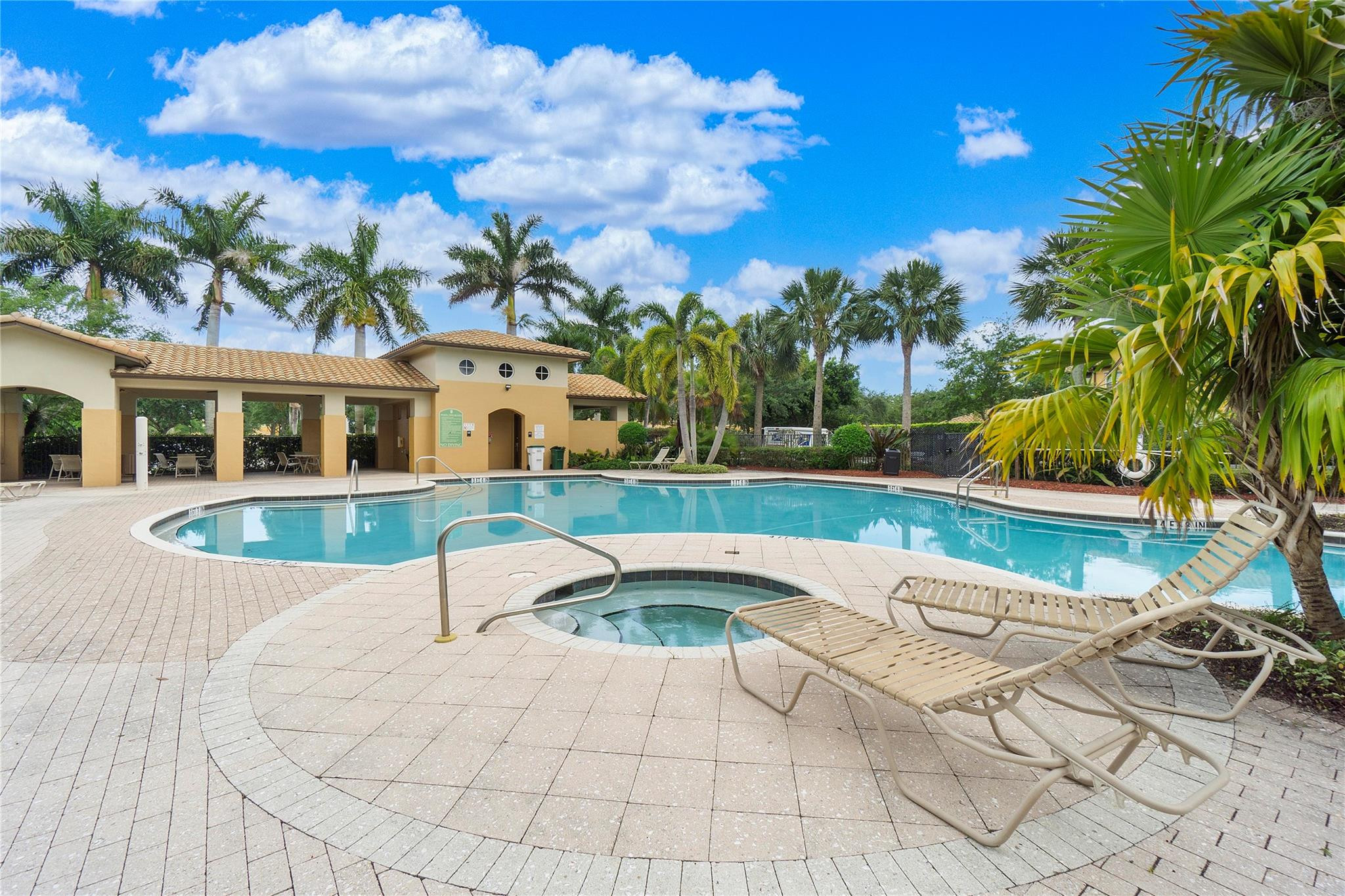 8140 NW 128th Lane 10A