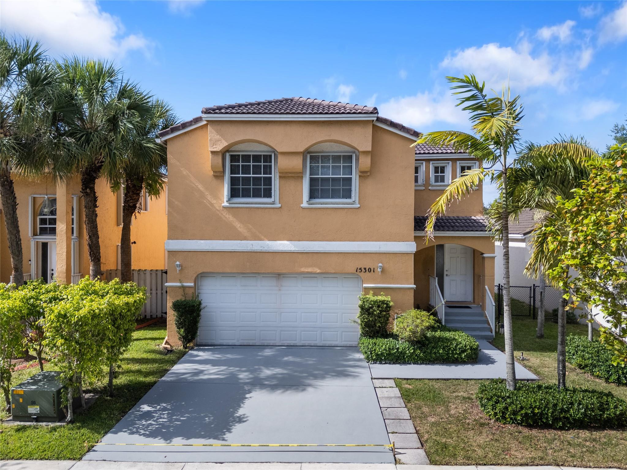 15301 NW 1st