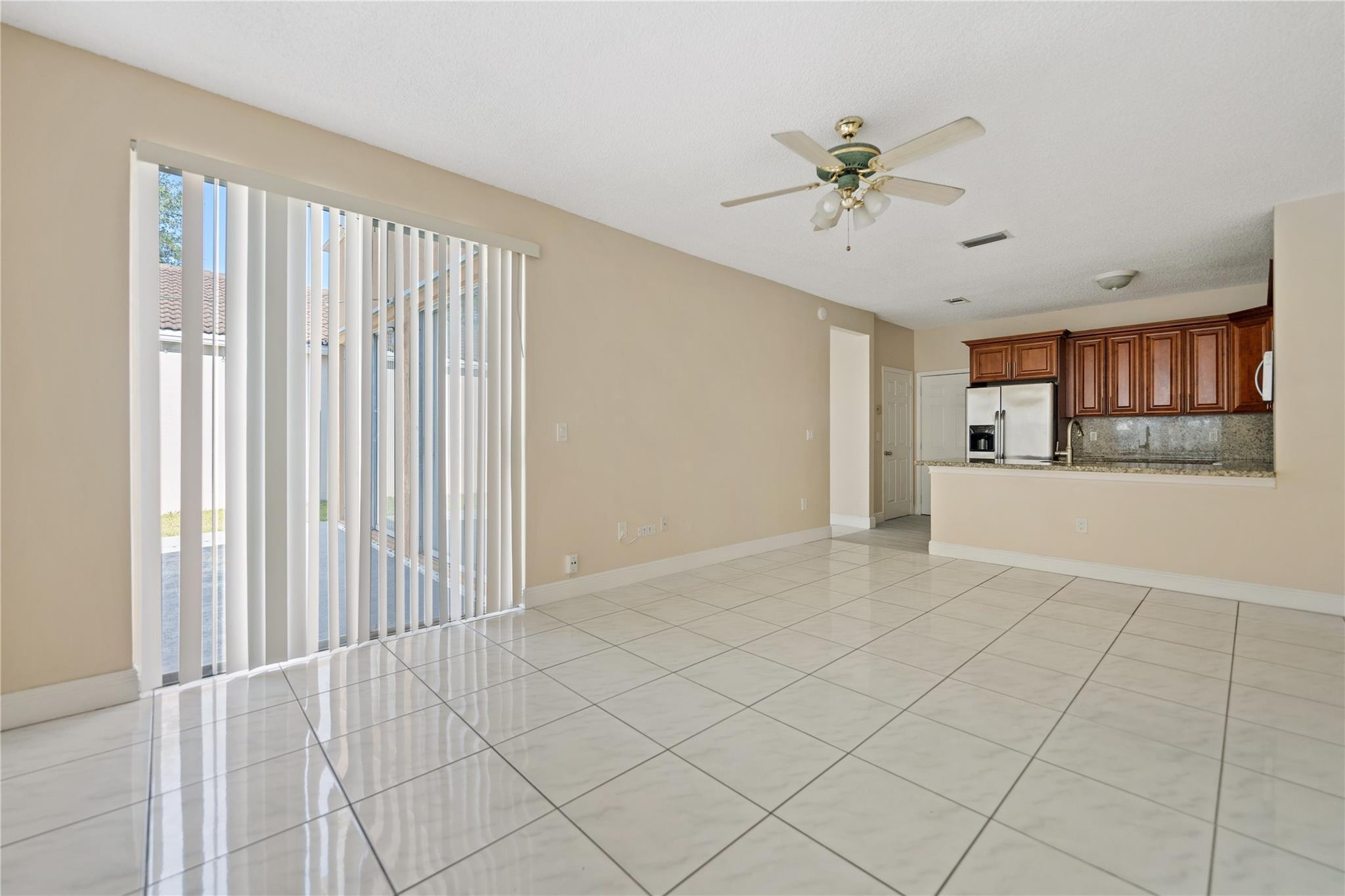 15301 NW 1st