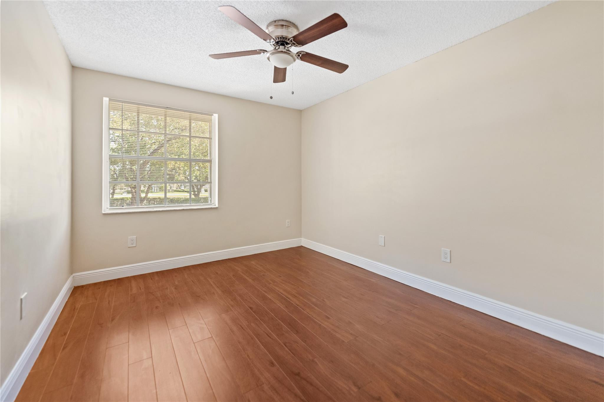 15301 NW 1st