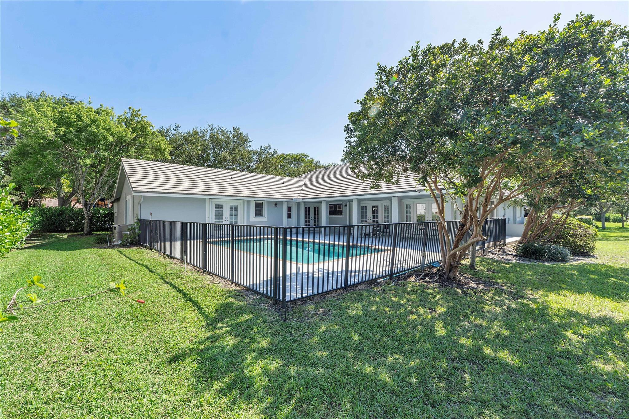 1963 Hartford Way