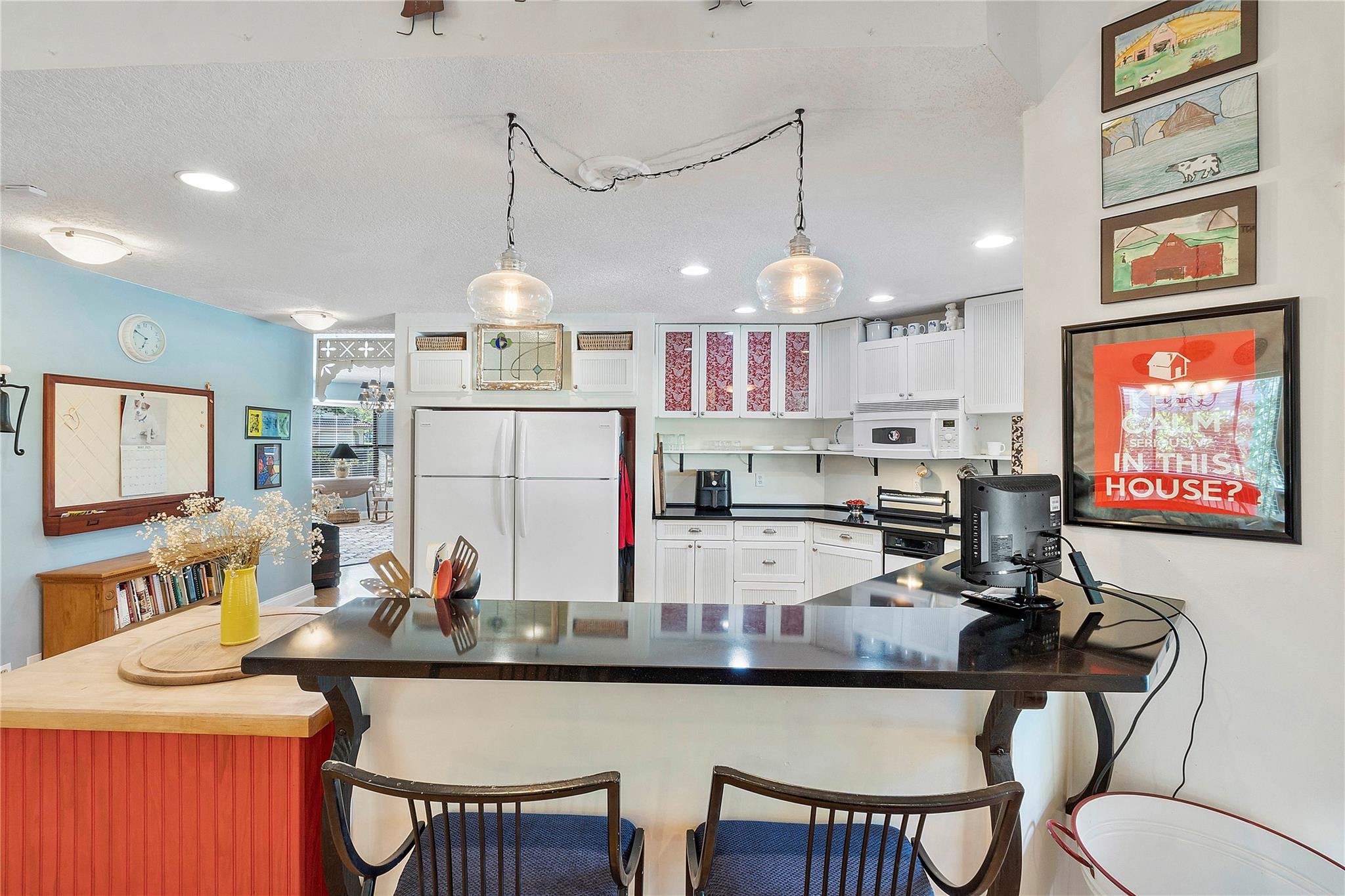 1963 Hartford Way