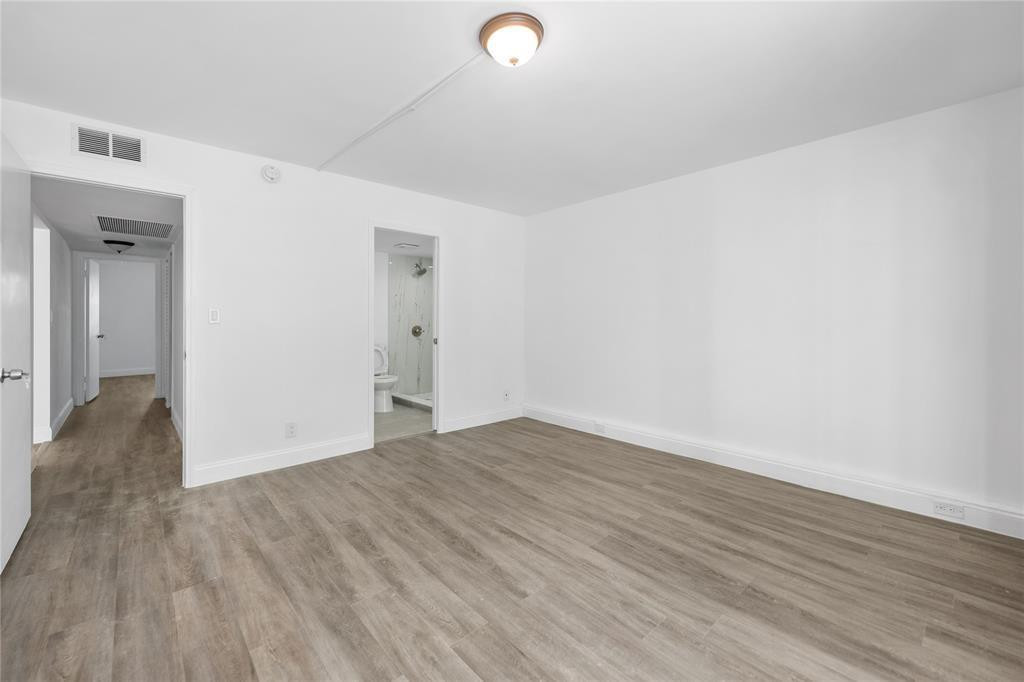 2202 Lucaya Bend J2