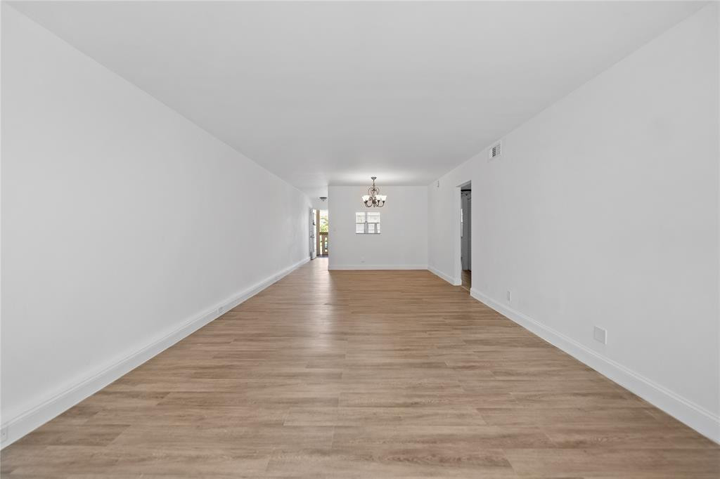 2202 Lucaya Bend J2