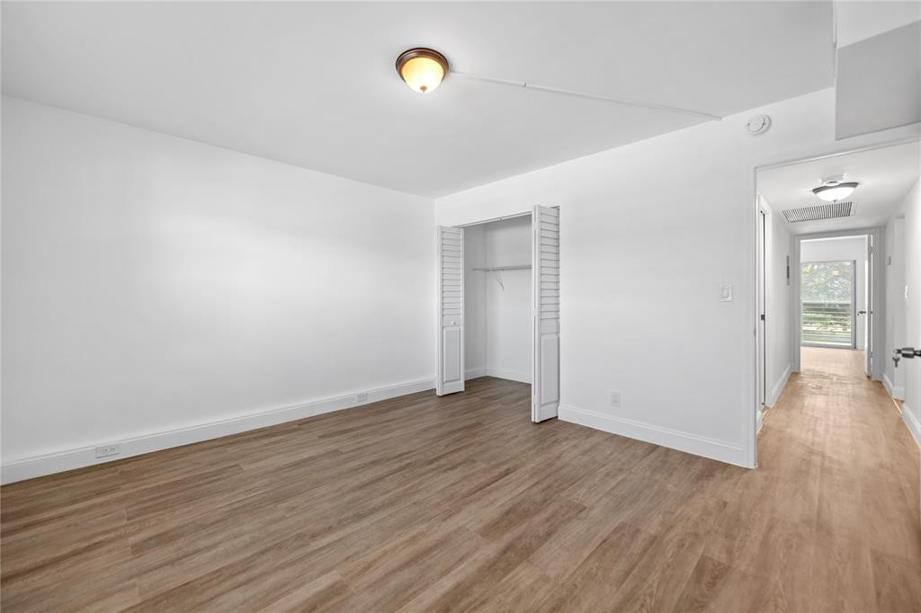 2202 Lucaya Bend J2