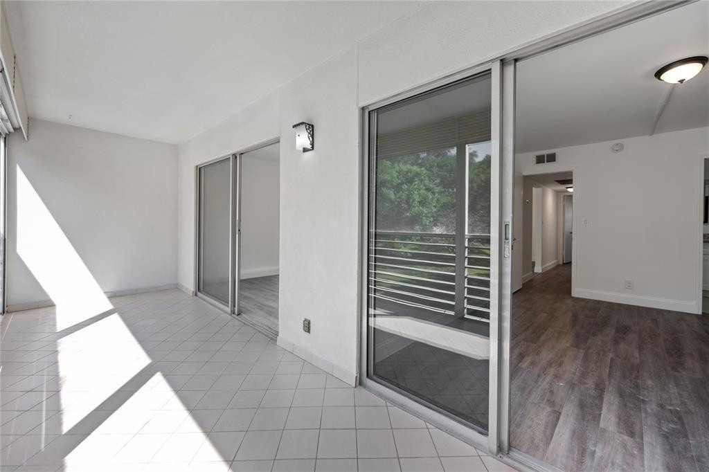 2202 Lucaya Bend J2