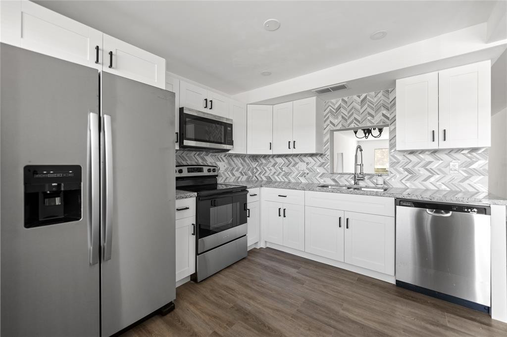 2202 Lucaya Bend J2