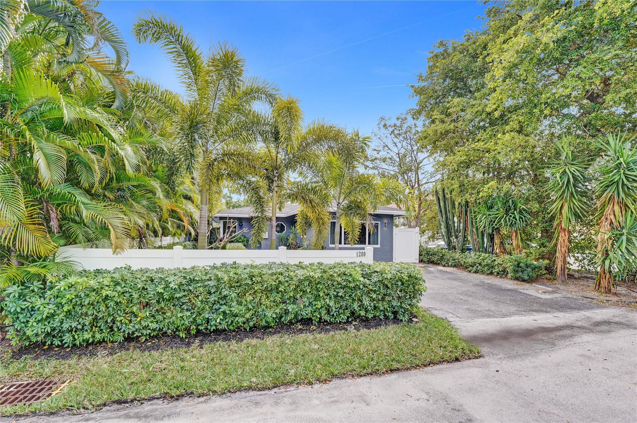 1280 NE 40th Street