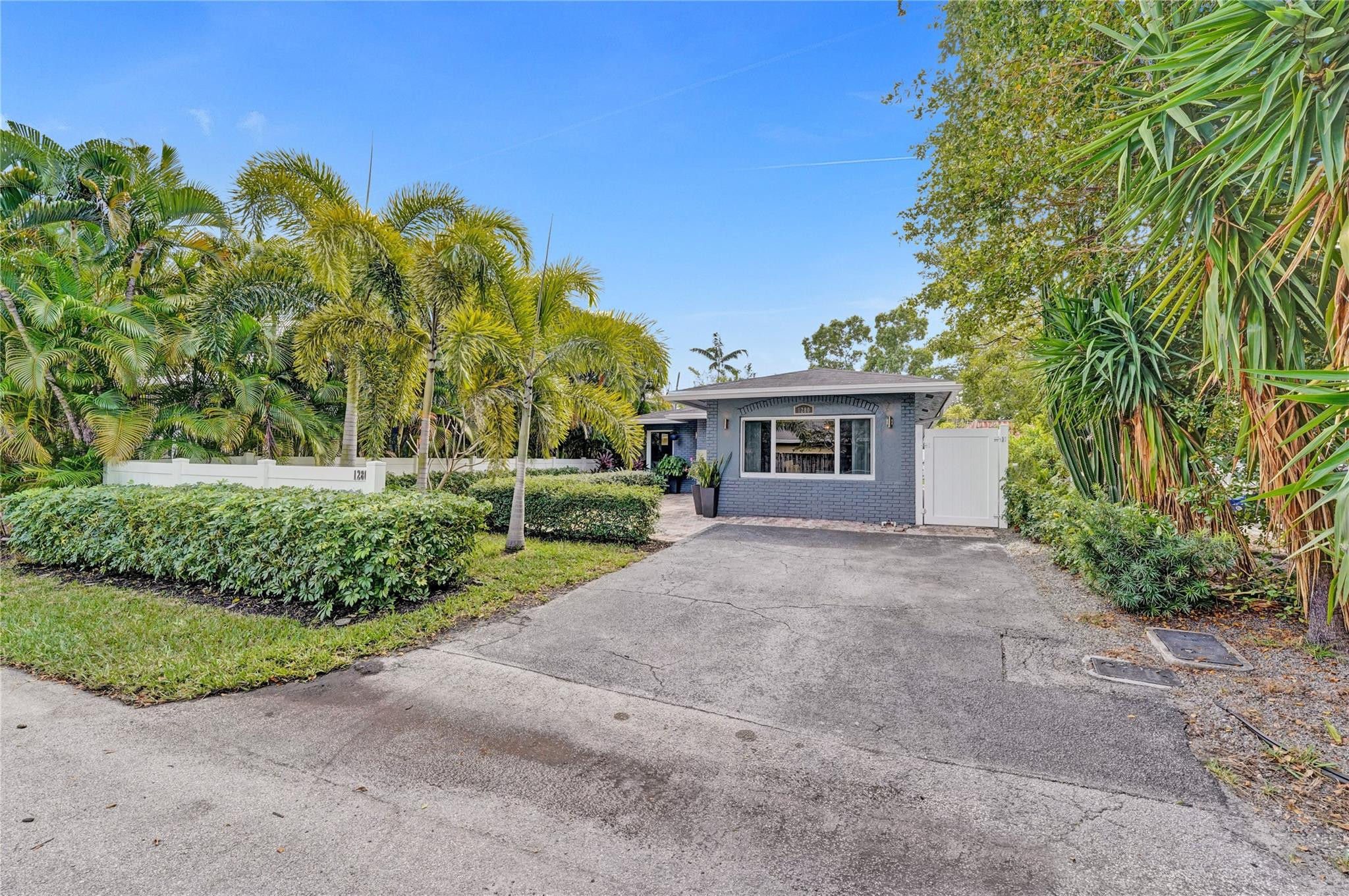 1280 NE 40th Street