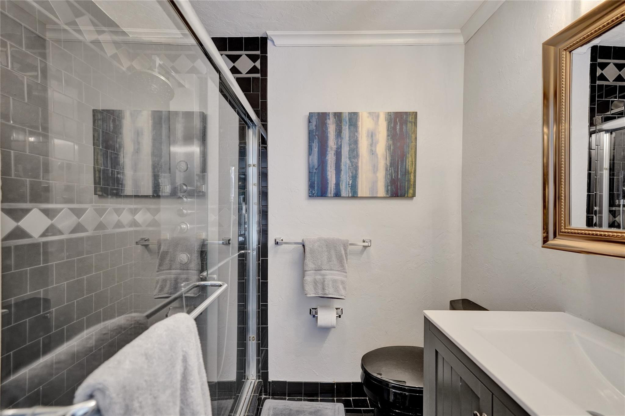 1280 NE 40th Street
