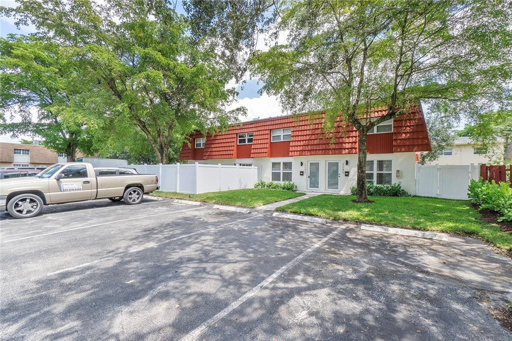 2280 NW 59th Way