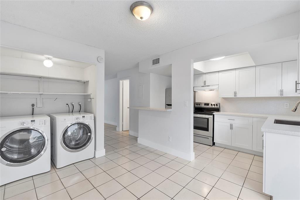 2280 NW 59th Way