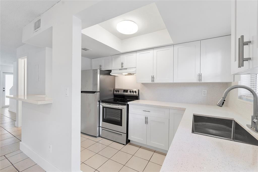 2280 NW 59th Way