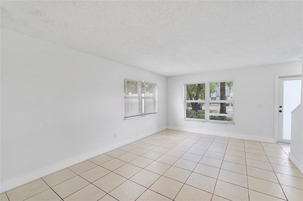 2280 NW 59th Way