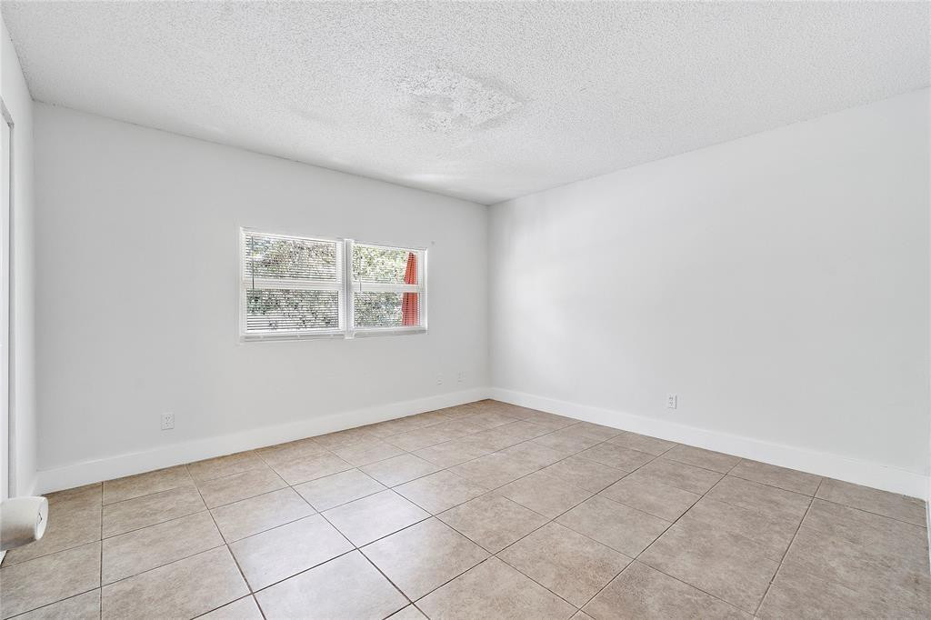 2280 NW 59th Way