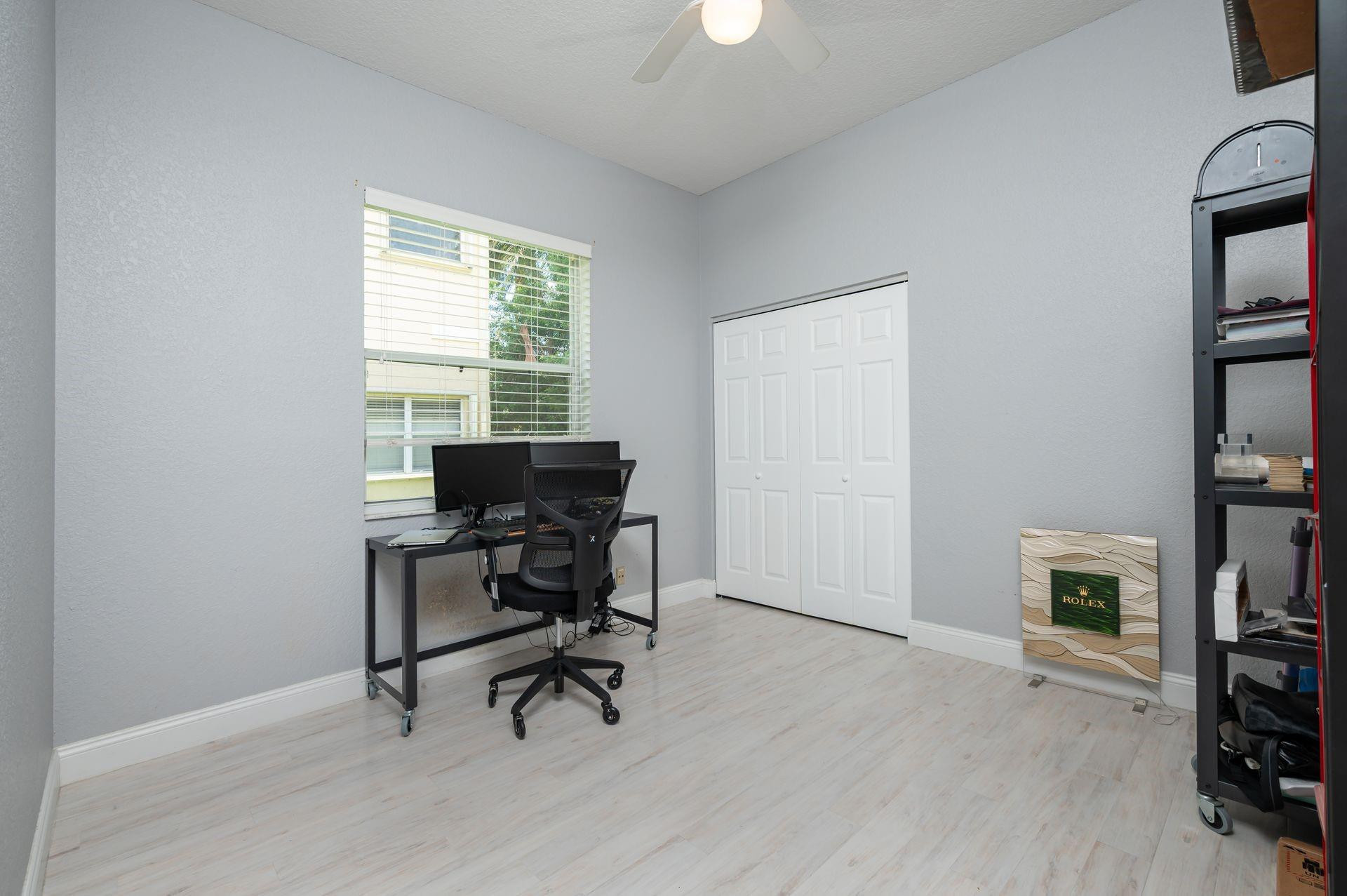 4927 NW 58th Avenue