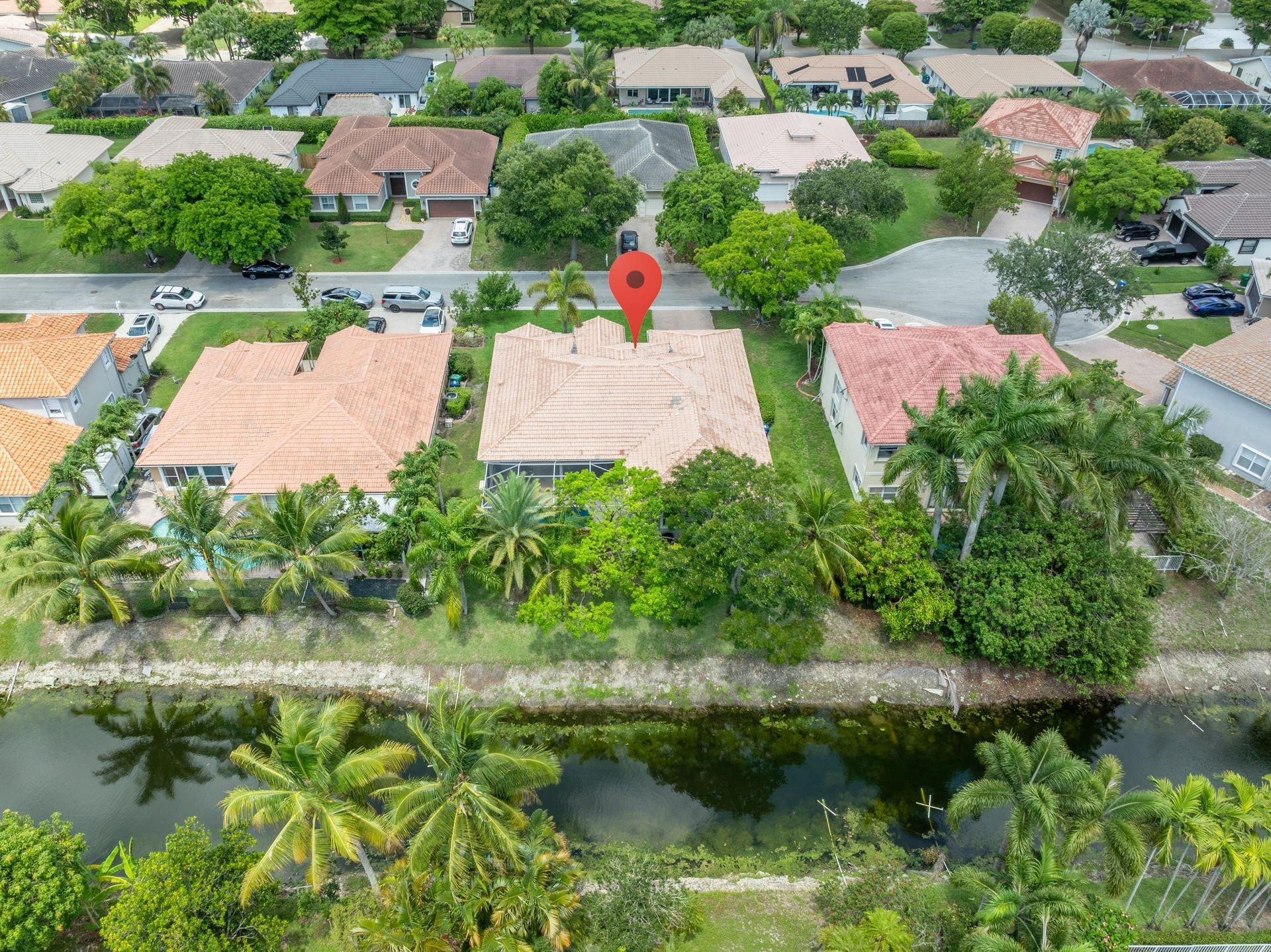 4927 NW 58th Avenue