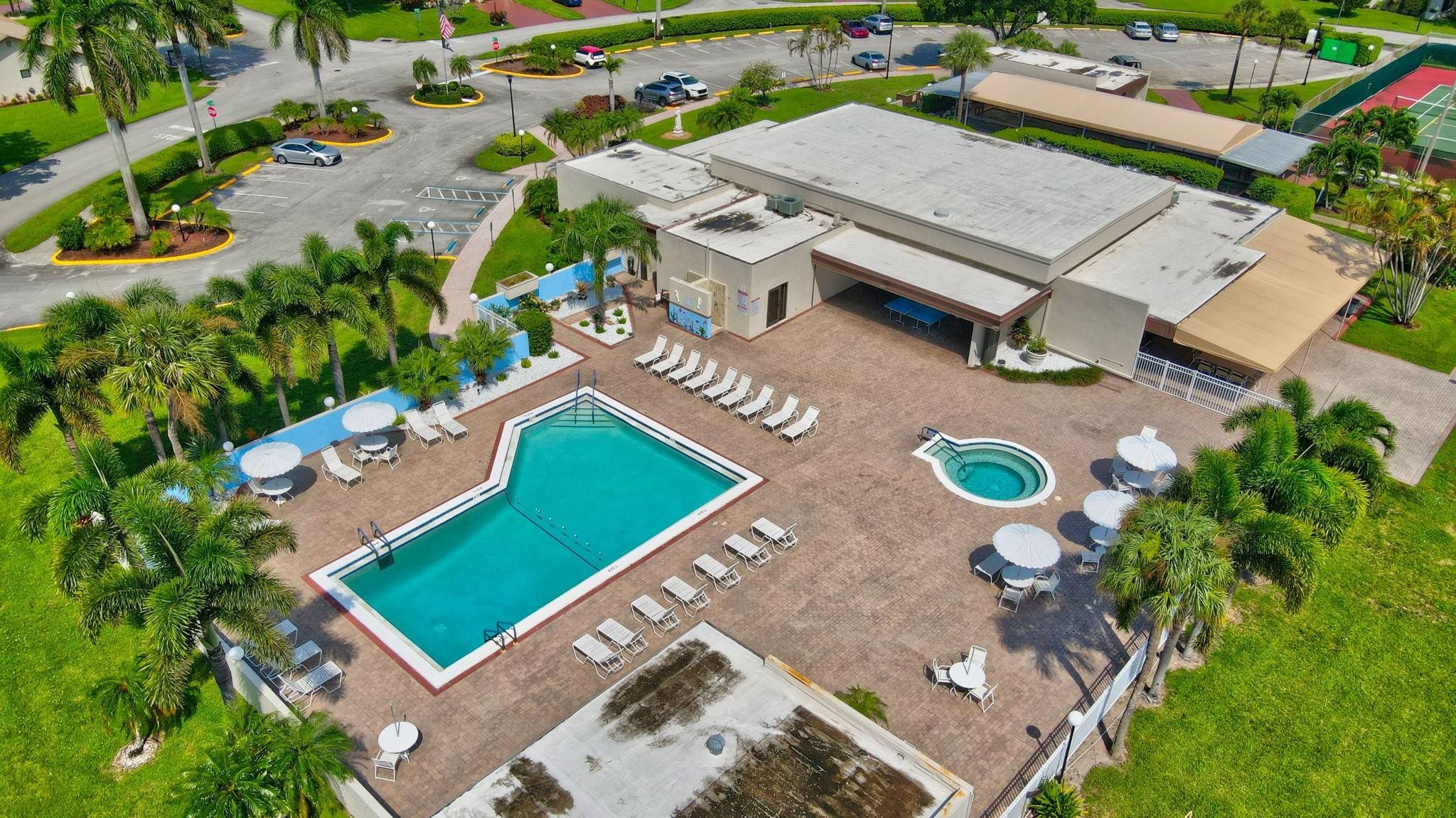 2053 SW 15th Place