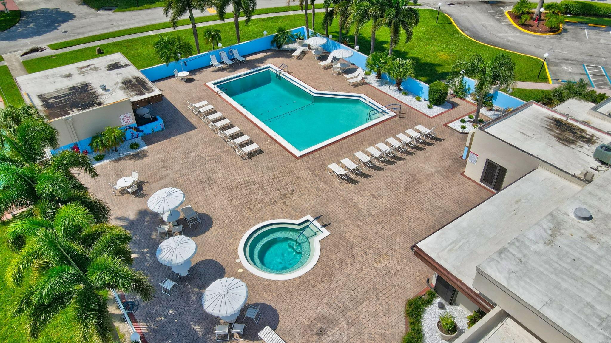 2053 SW 15th Place