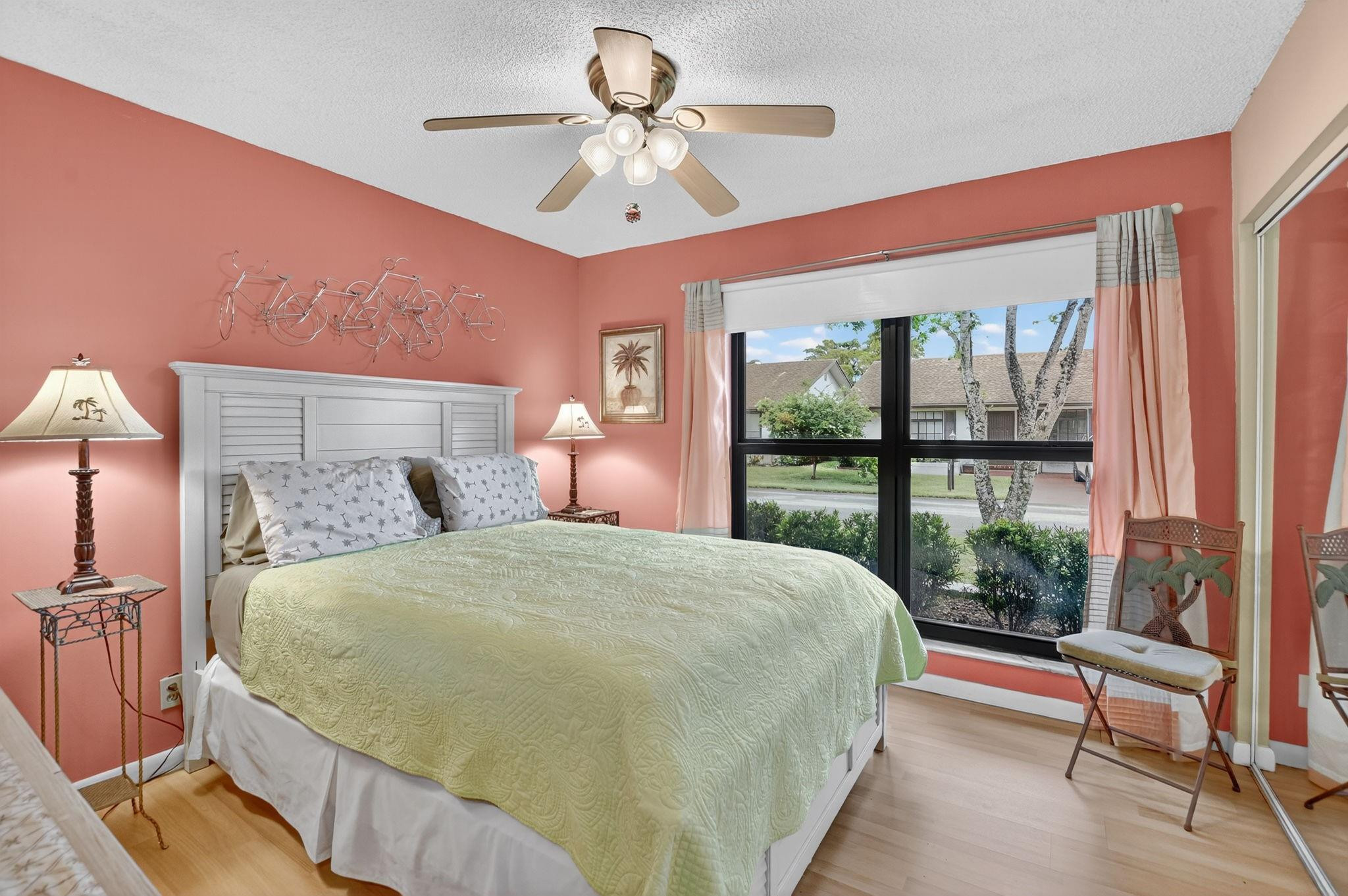 2053 SW 15th Place