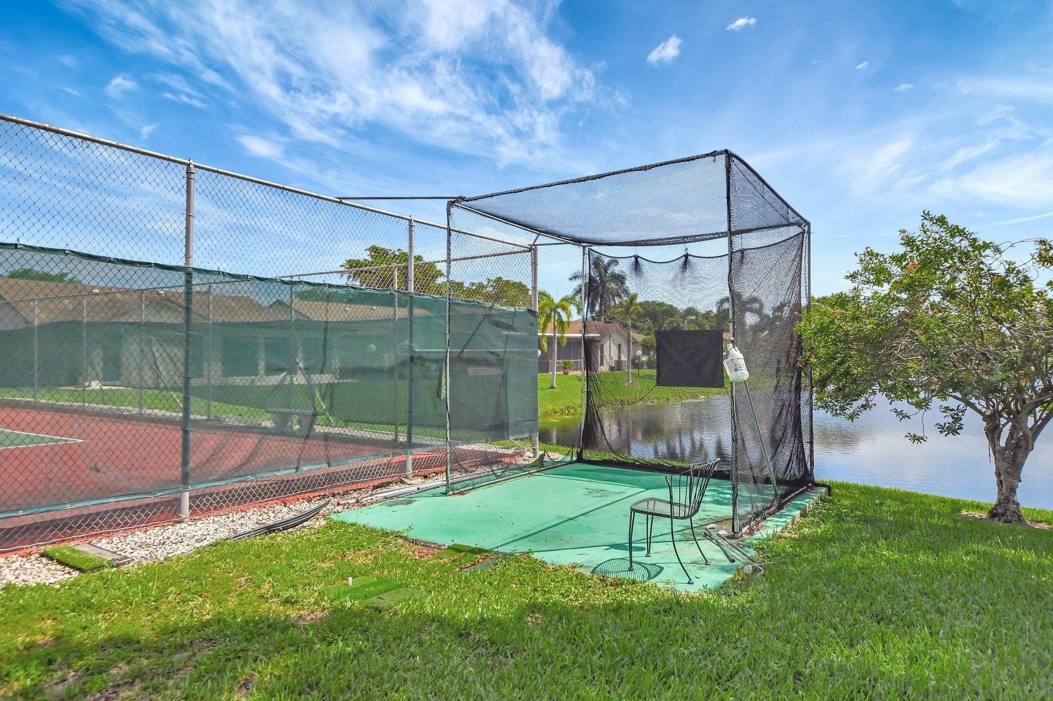 2053 SW 15th Place