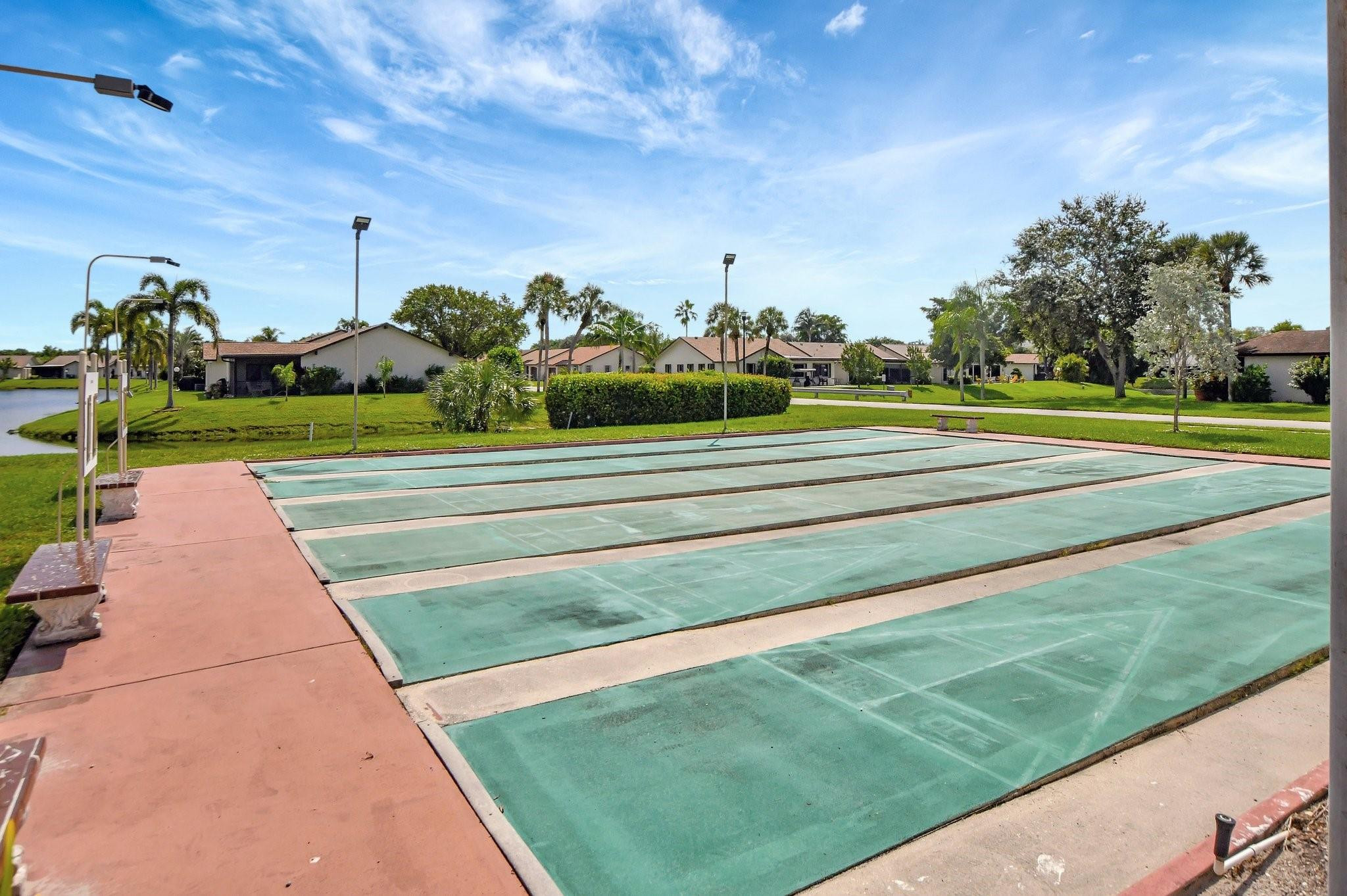 2053 SW 15th Place