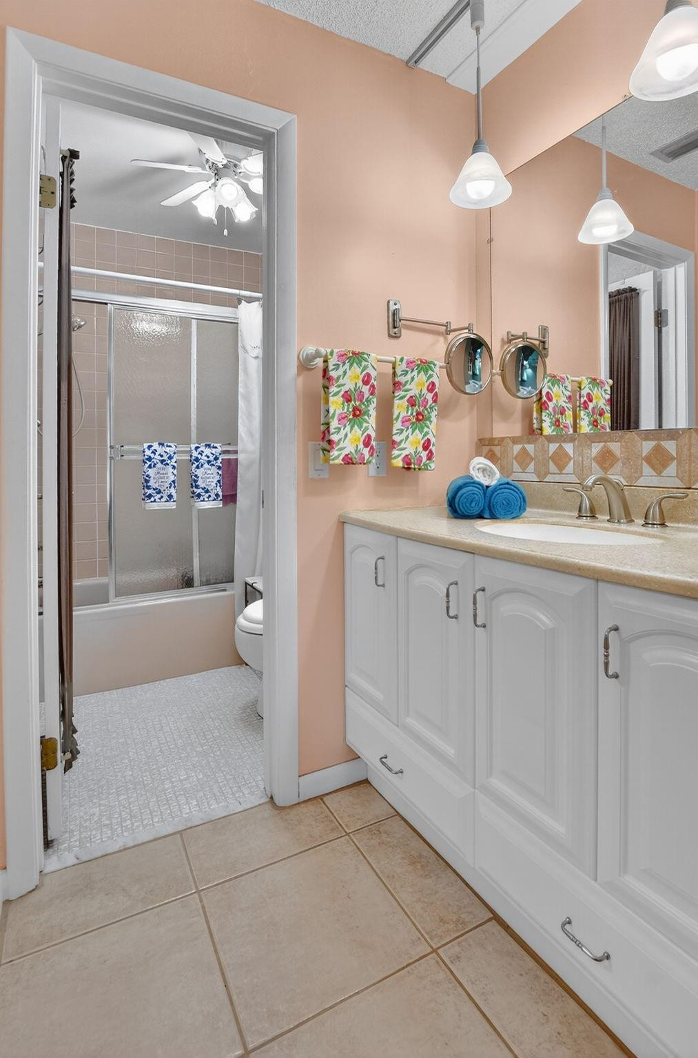 2053 SW 15th Place
