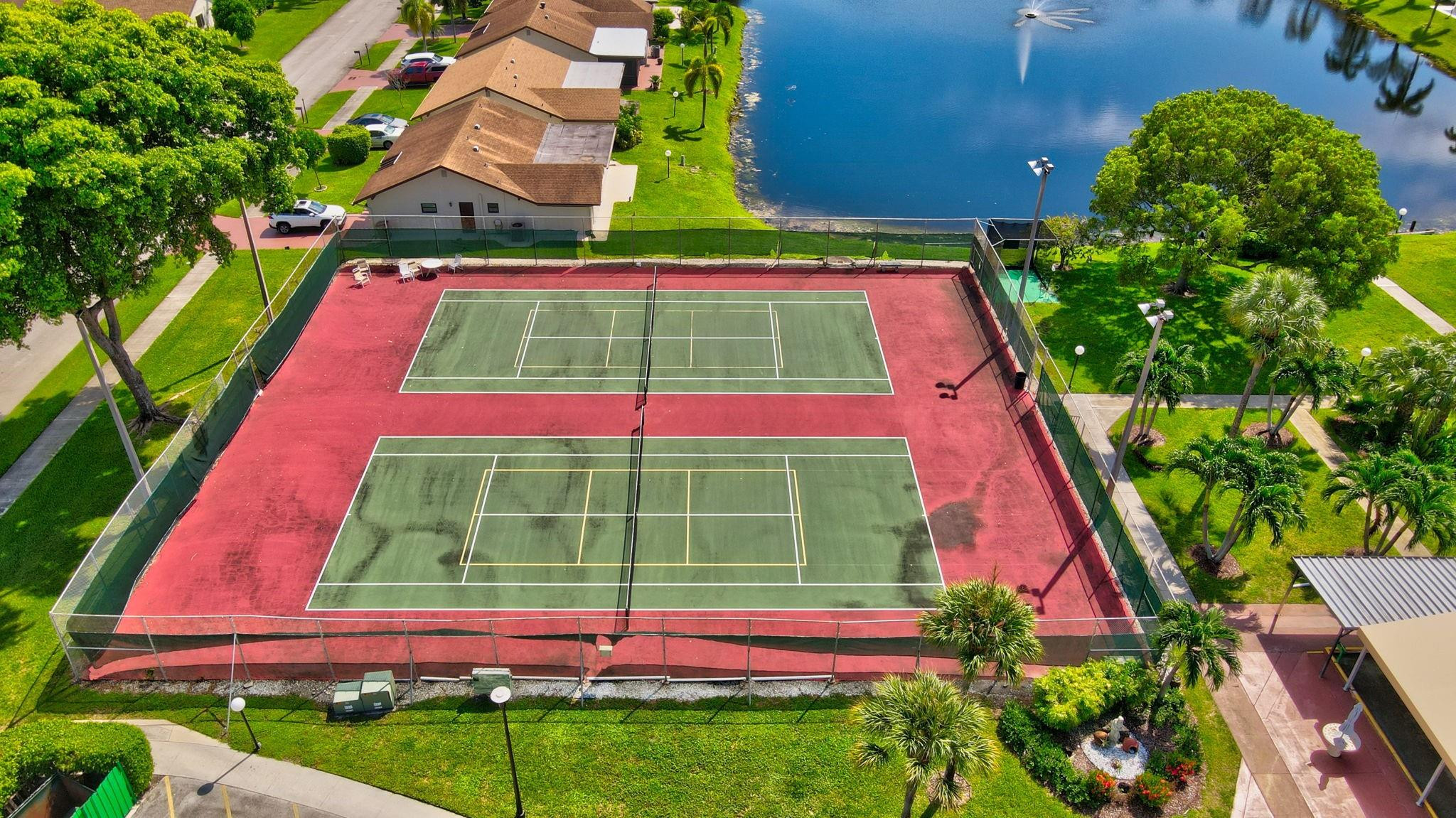 2053 SW 15th Place