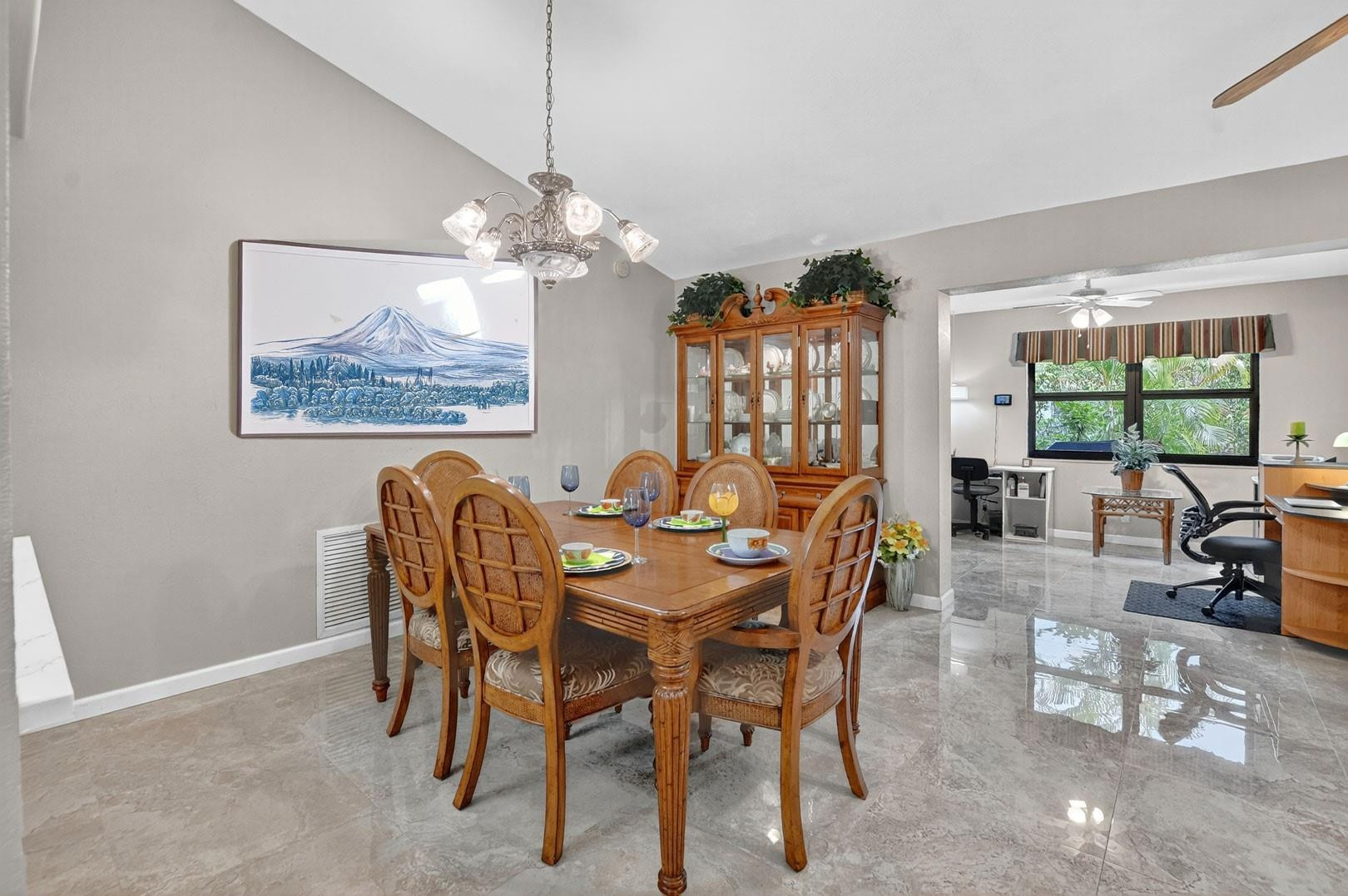 2053 SW 15th Place