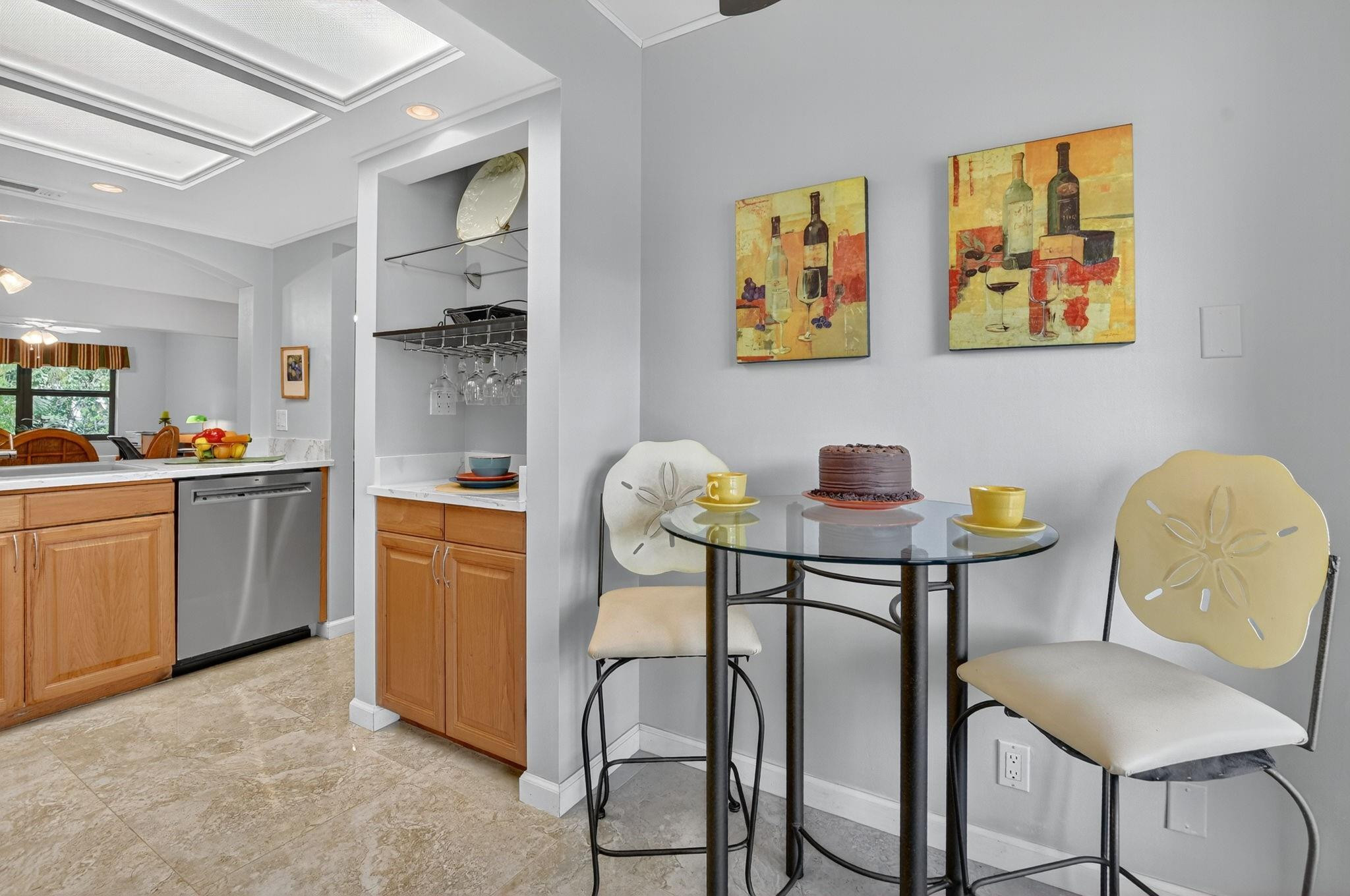2053 SW 15th Place
