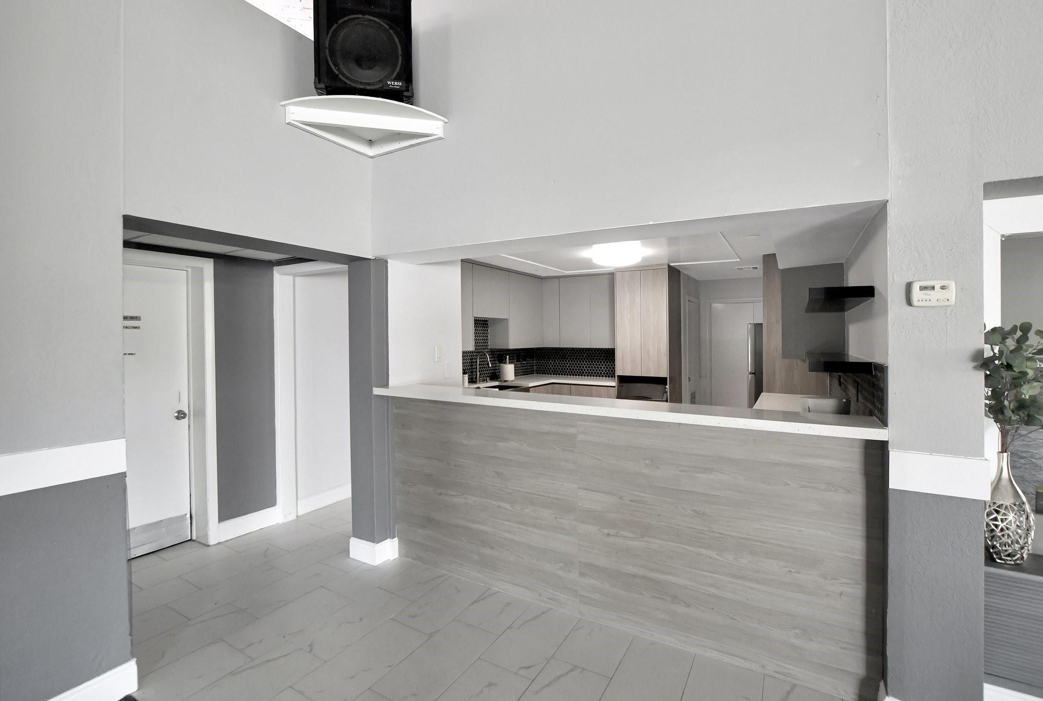 2053 SW 15th Place