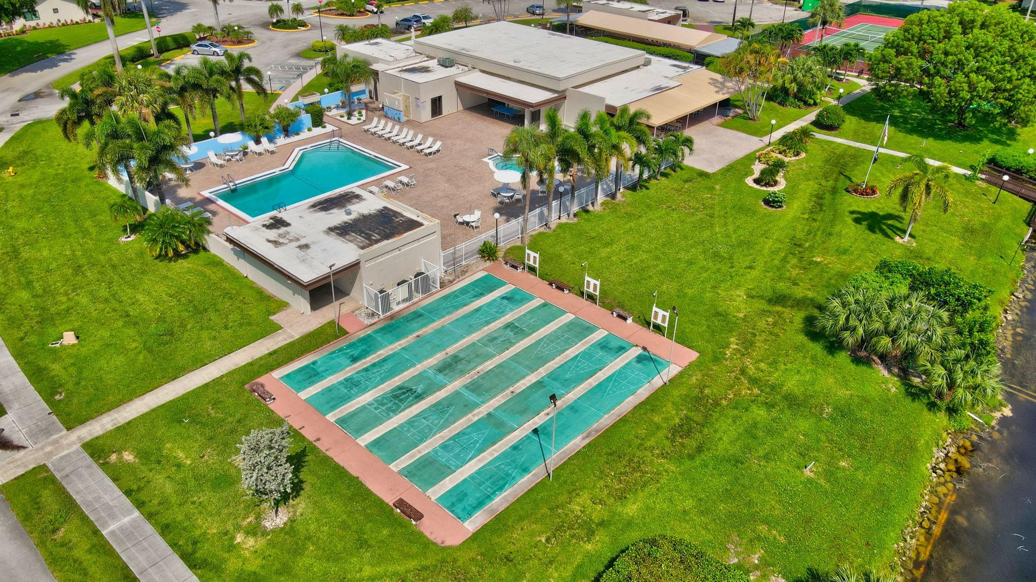 2053 SW 15th Place