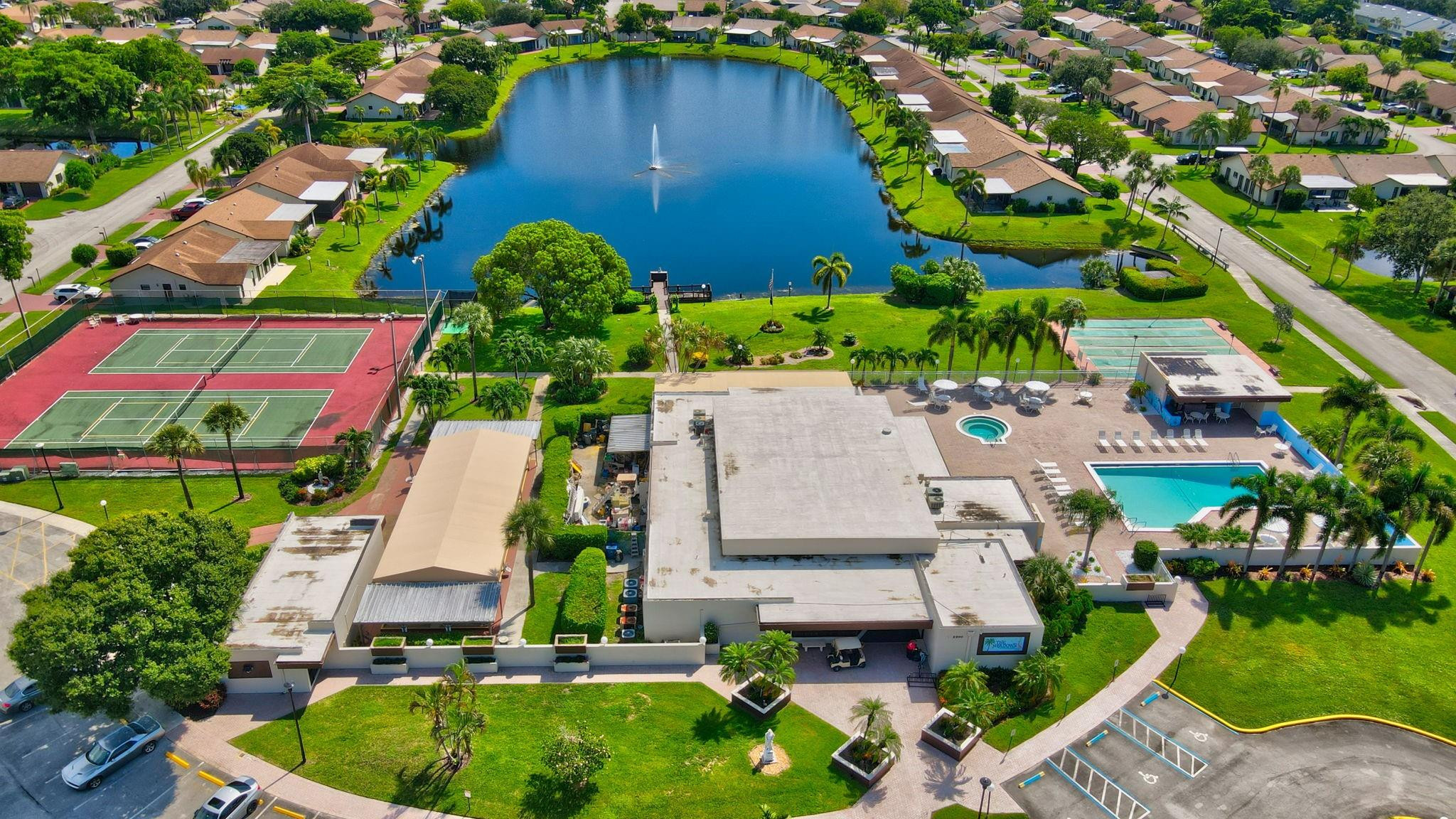 2053 SW 15th Place