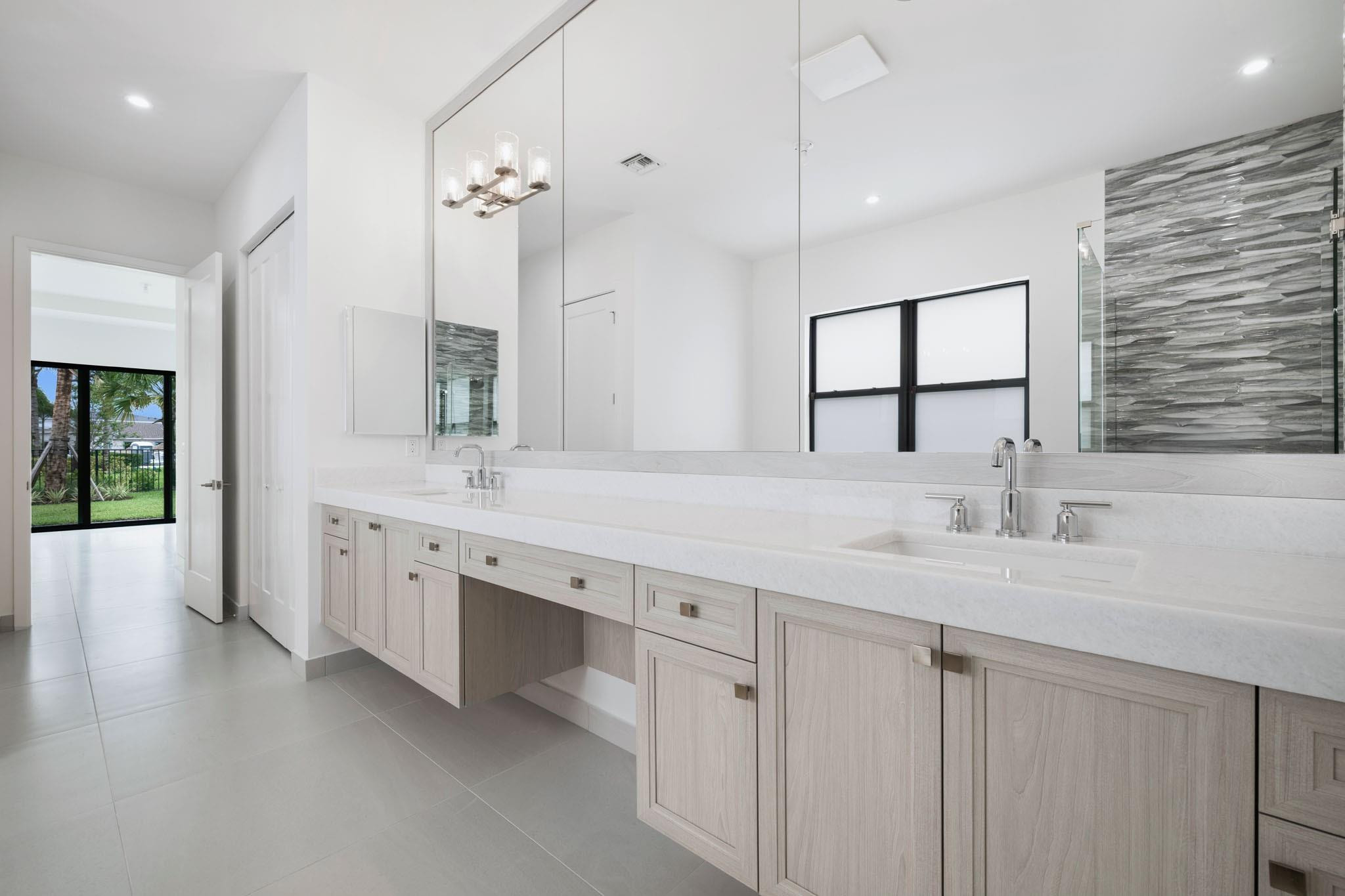 12526 Solana Bay Circle