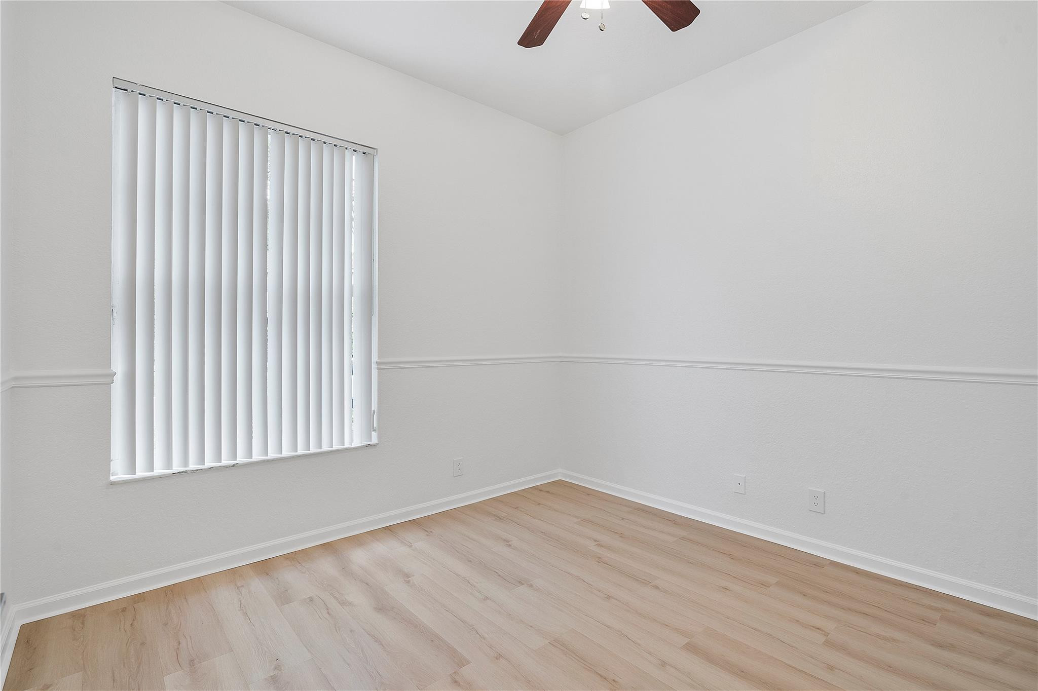 11517 NW 49th Court