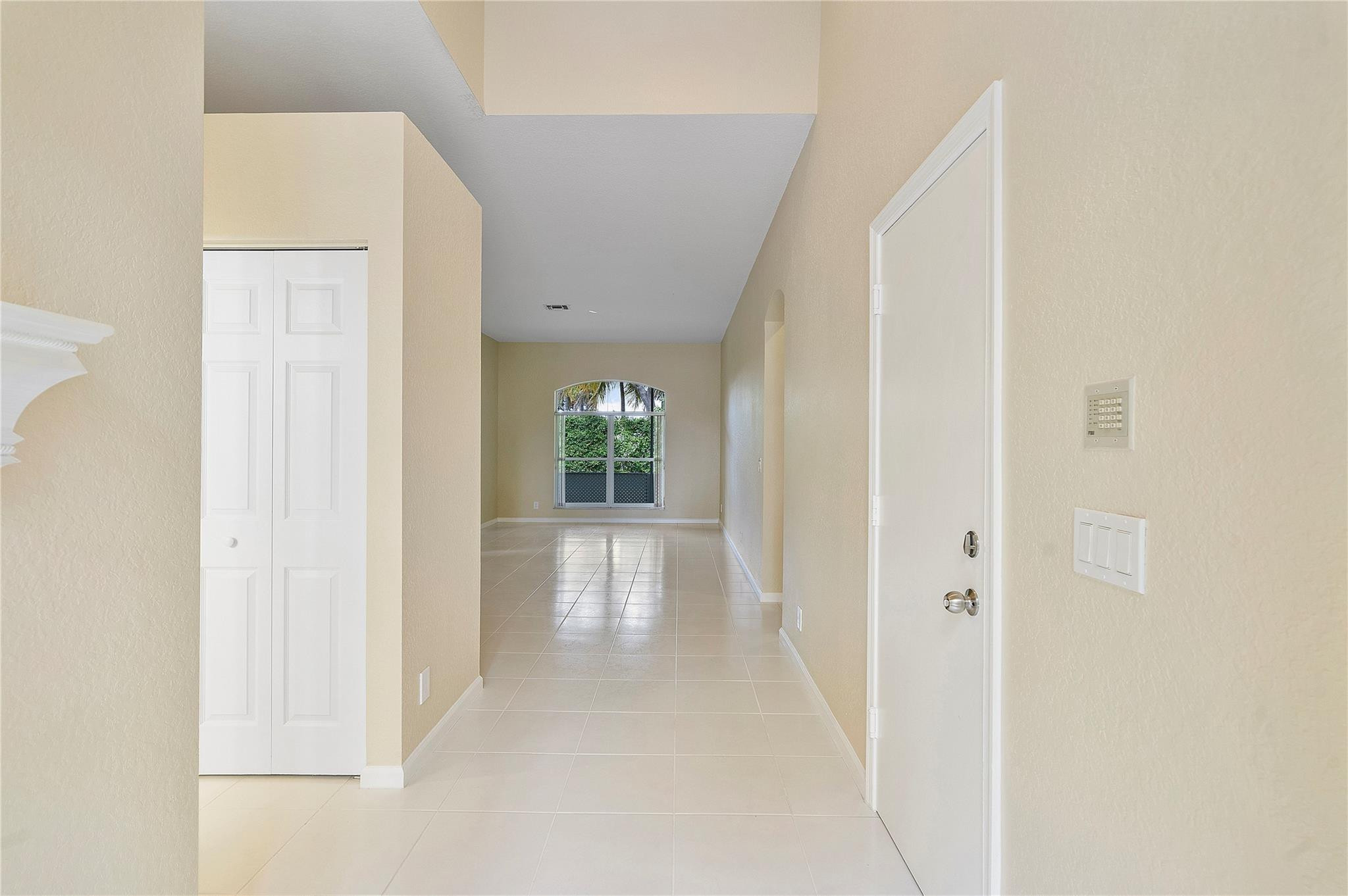 11517 NW 49th Court