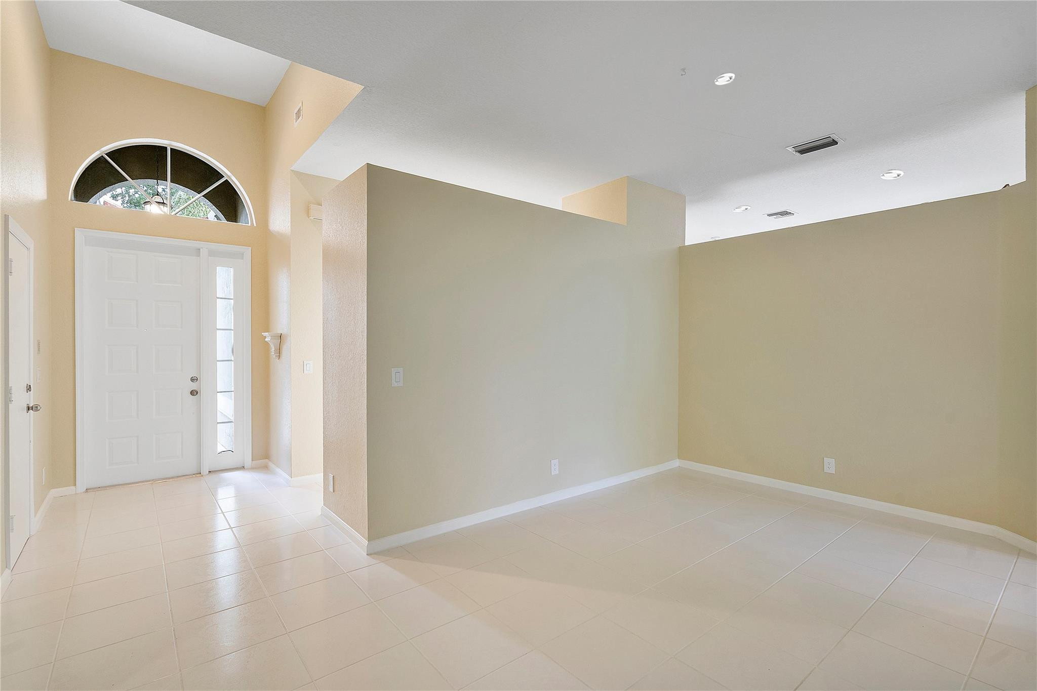 11517 NW 49th Court