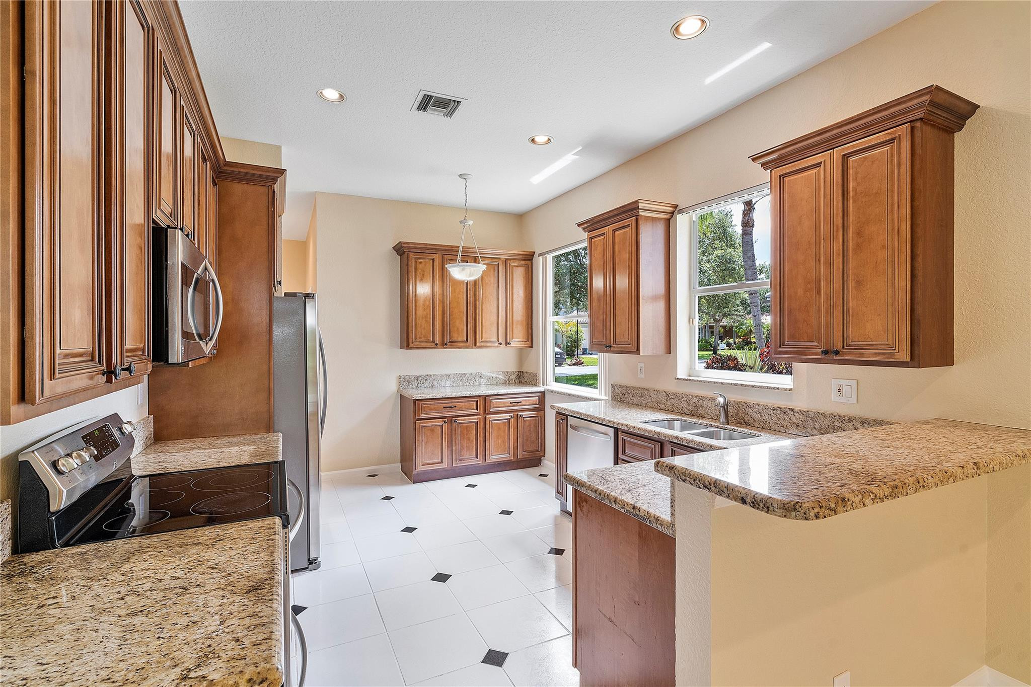 11517 NW 49th Court