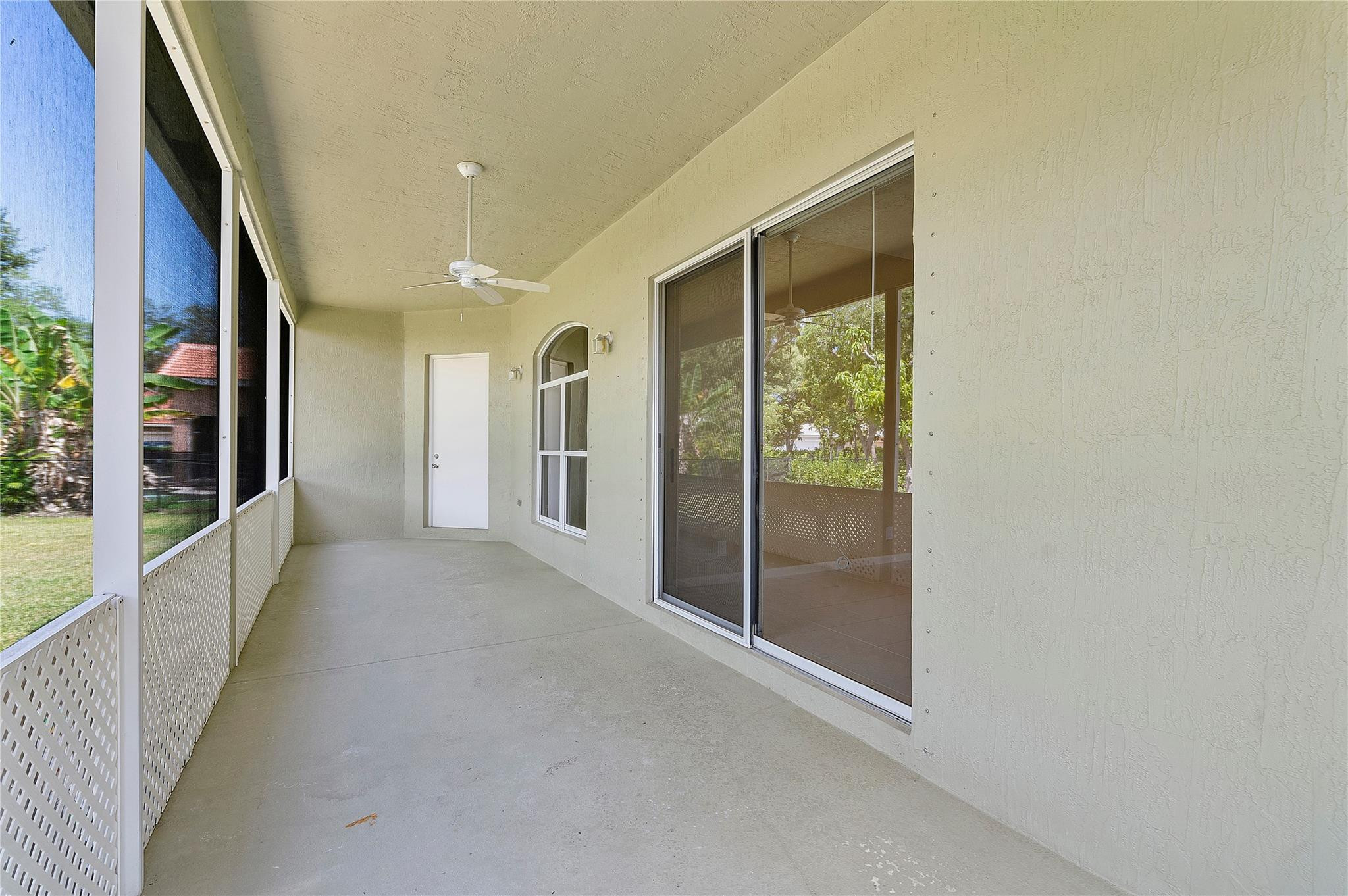 11517 NW 49th Court