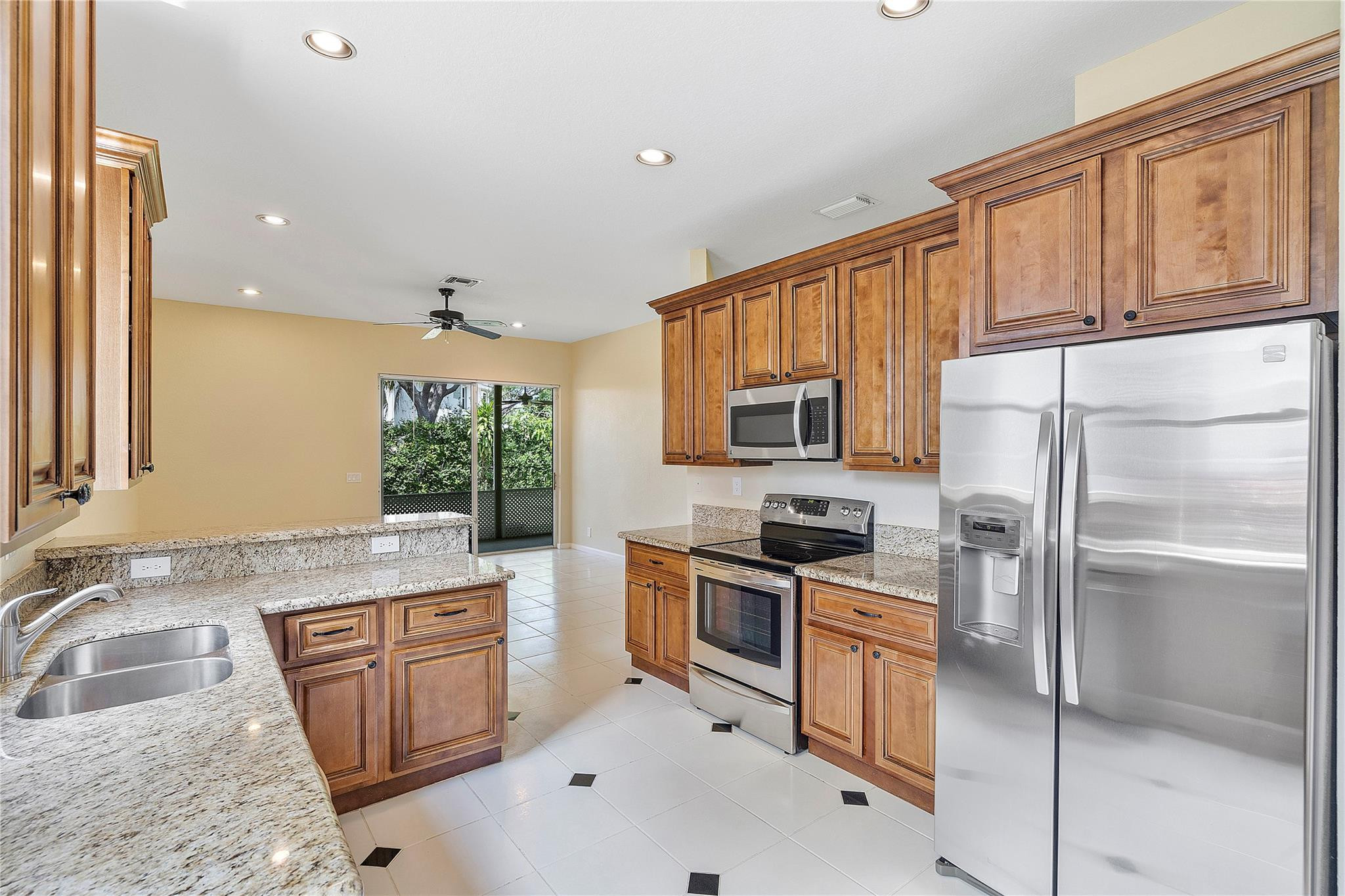 11517 NW 49th Court