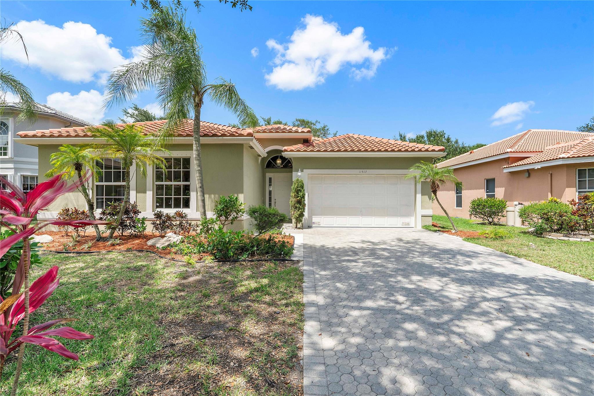 11517 NW 49th Court