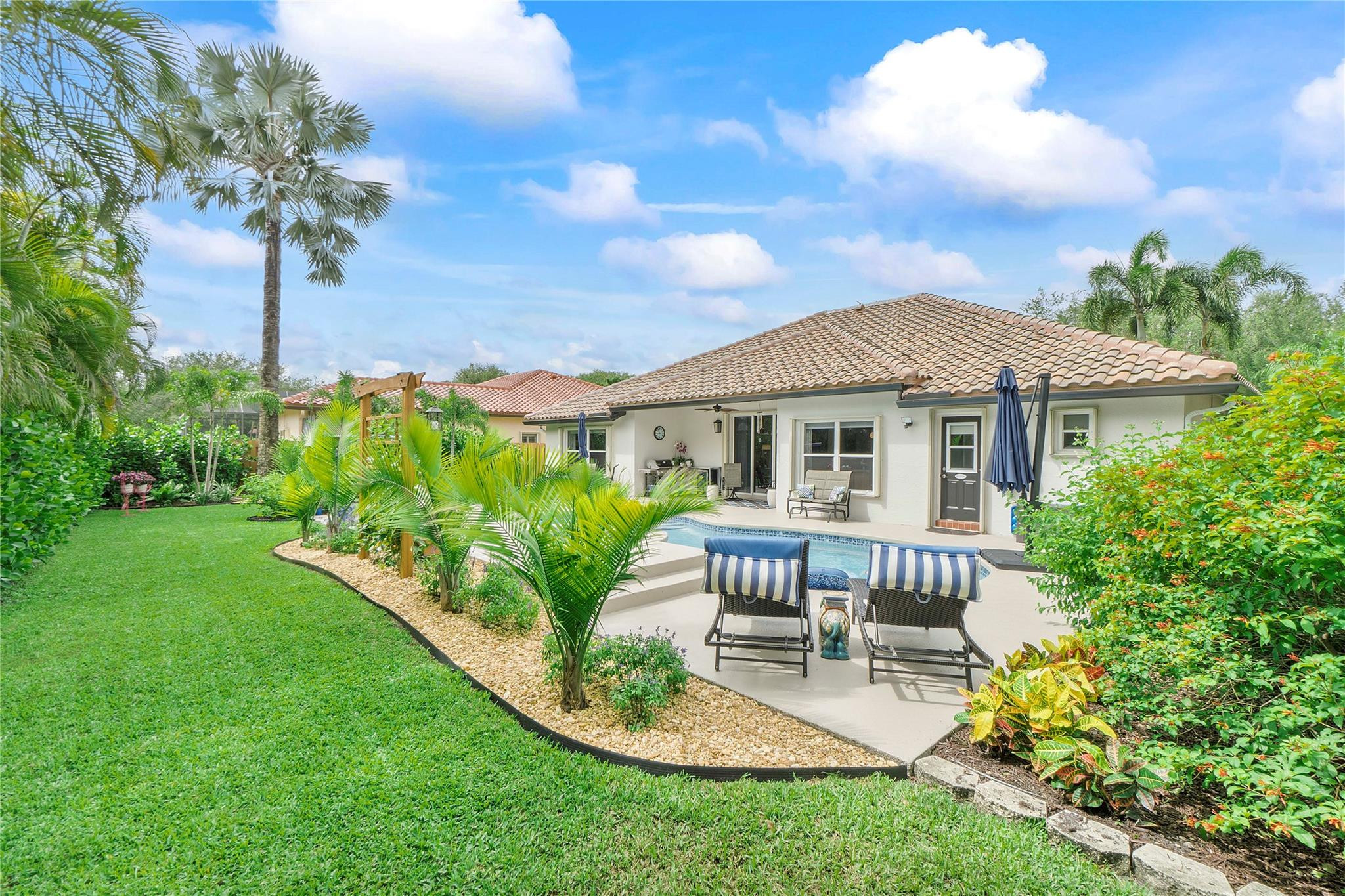 1609 NW 102nd Way