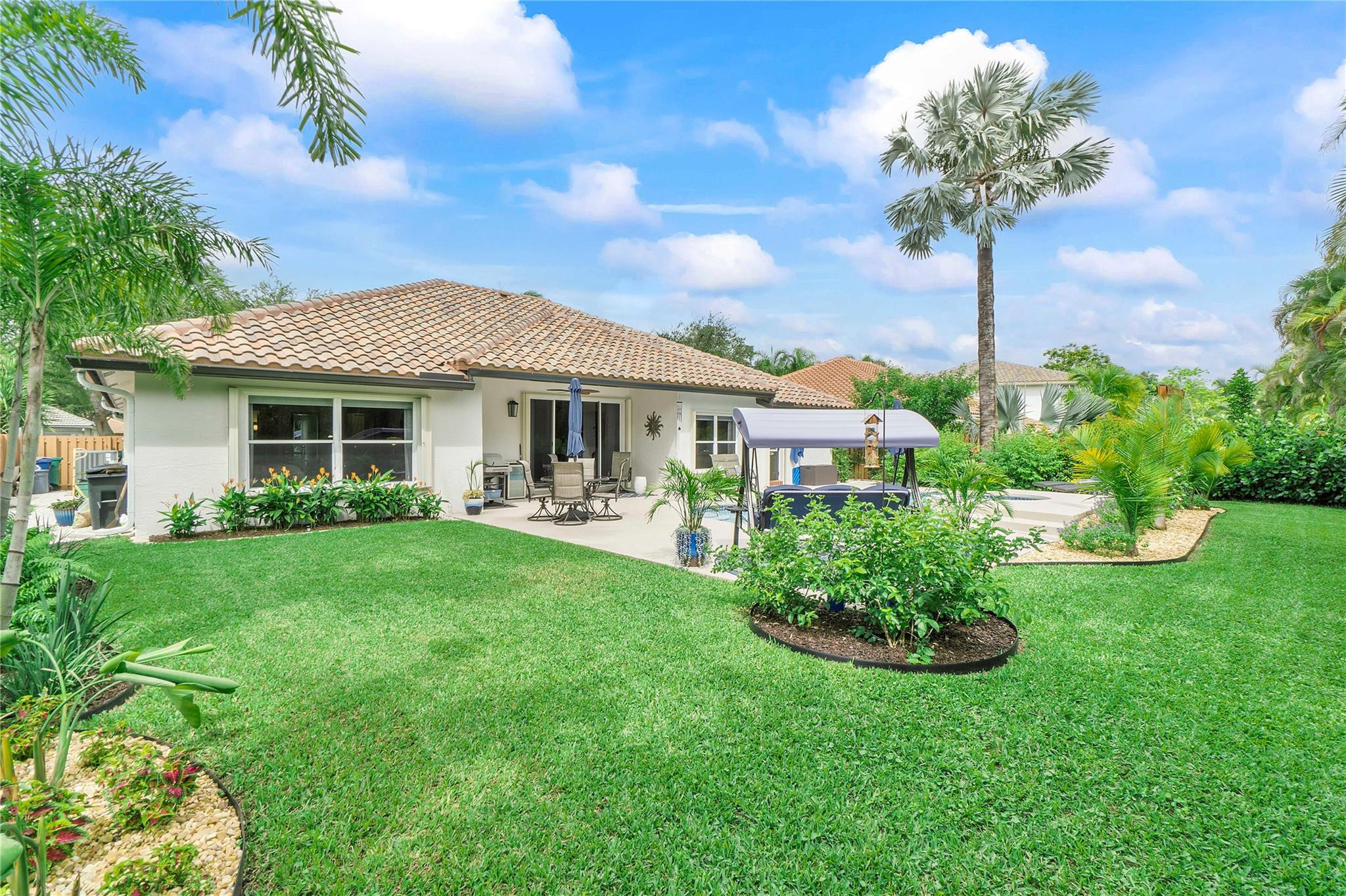1609 NW 102nd Way