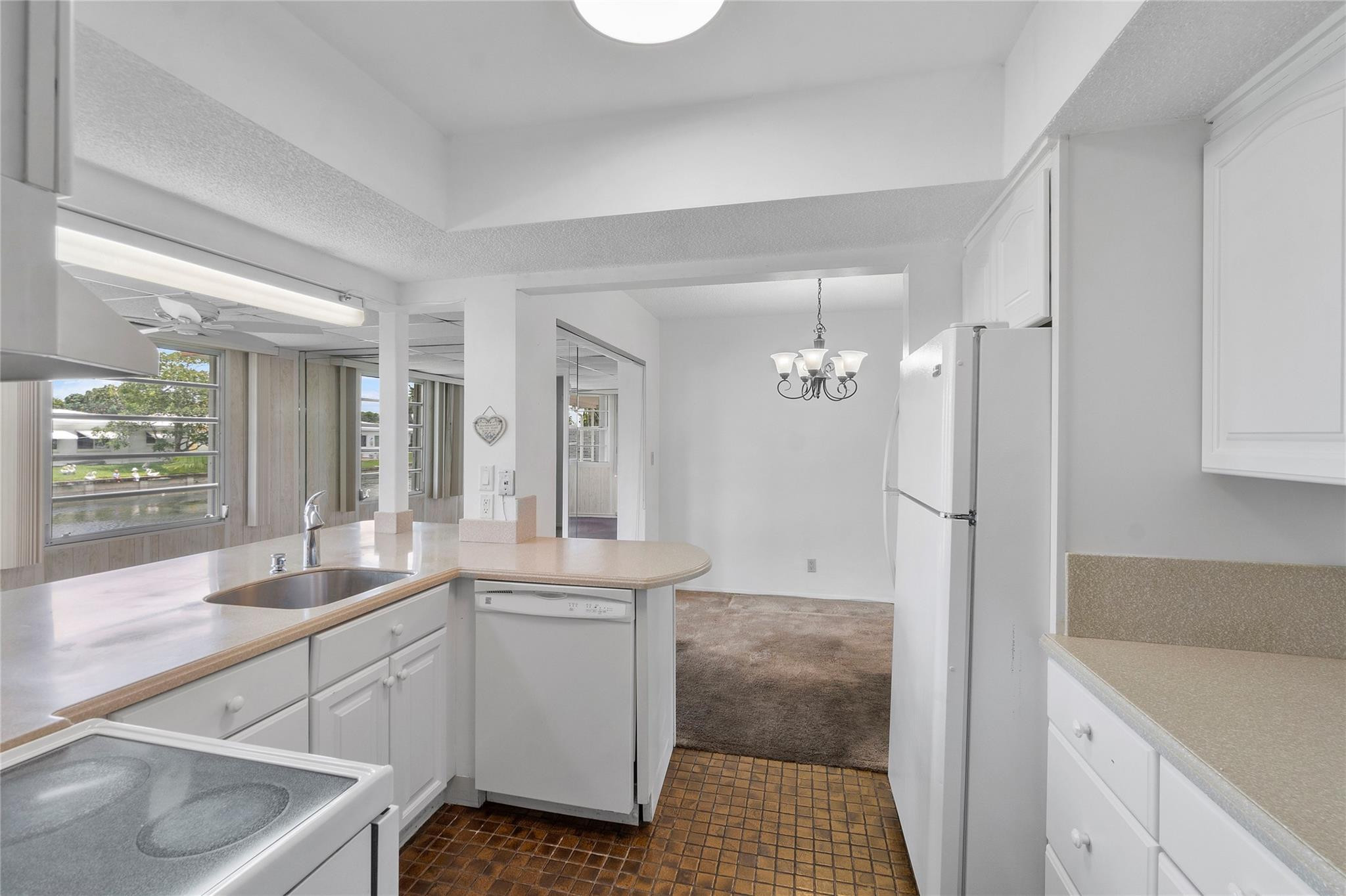 4401 NW 49th Drive