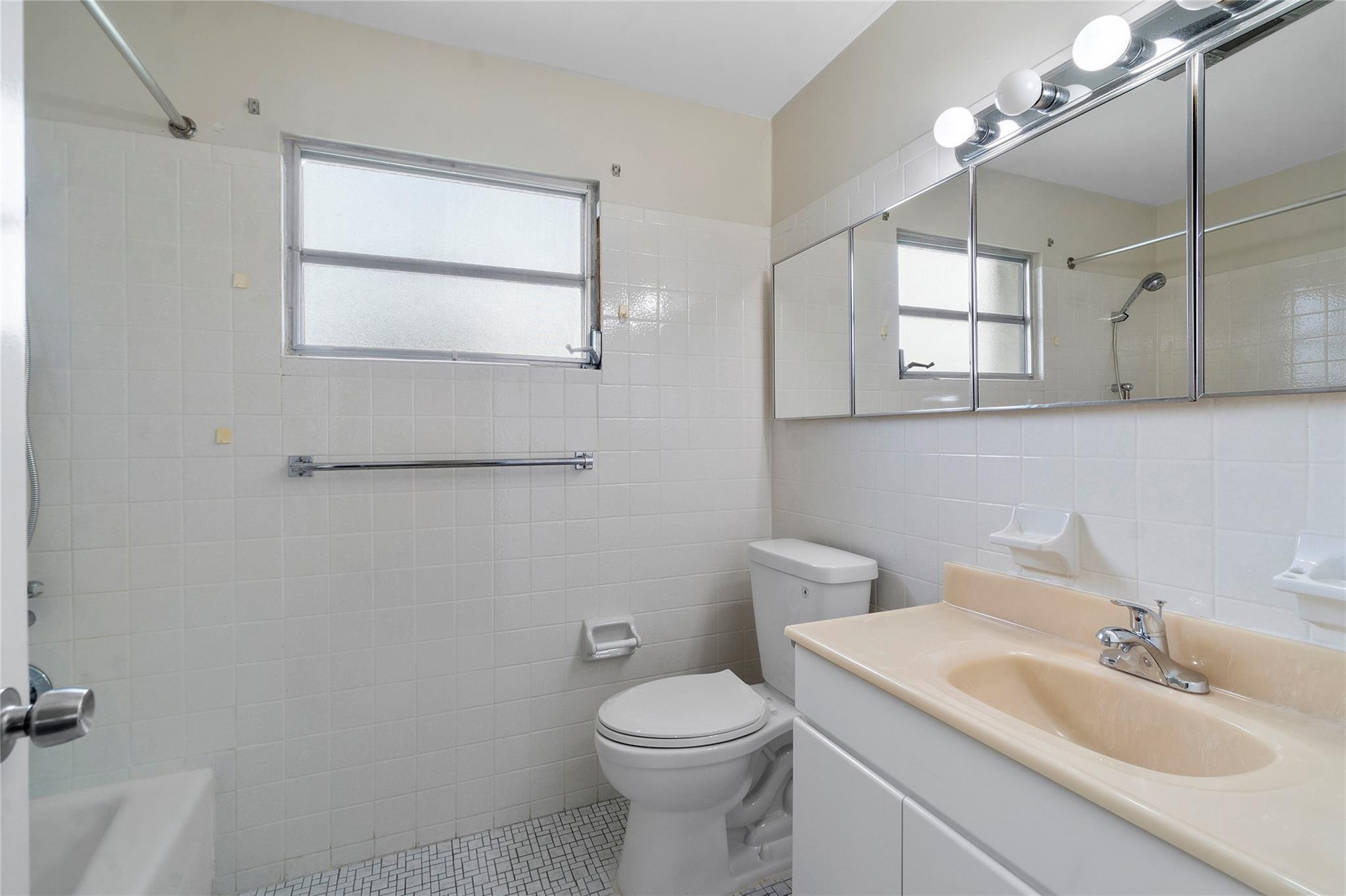 4401 NW 49th Drive