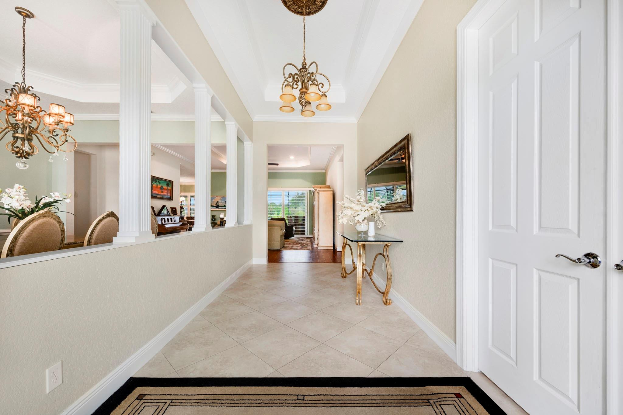 593 SE Tres Belle Circle