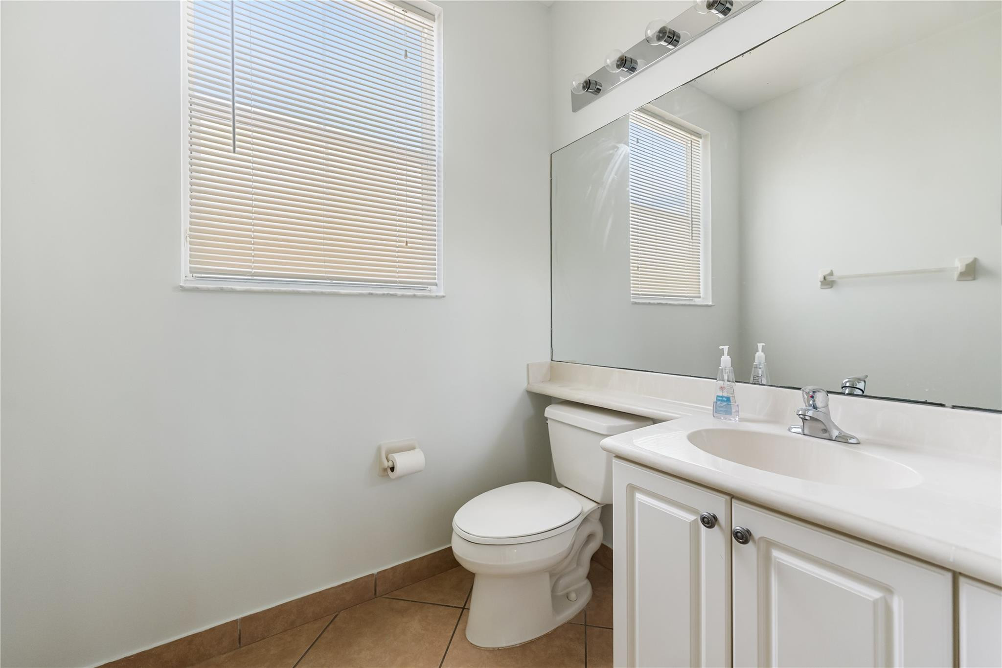 3924 Laurel Lane 3924