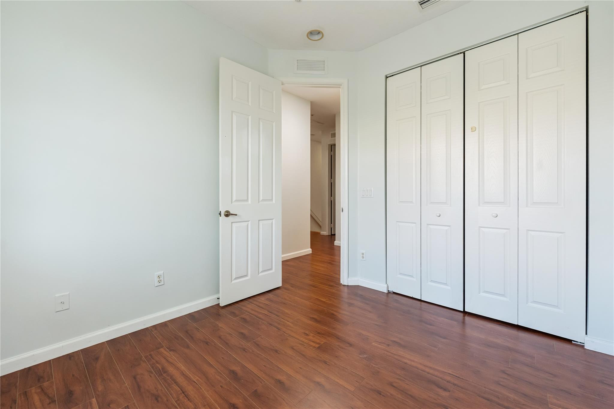 3924 Laurel Lane 3924