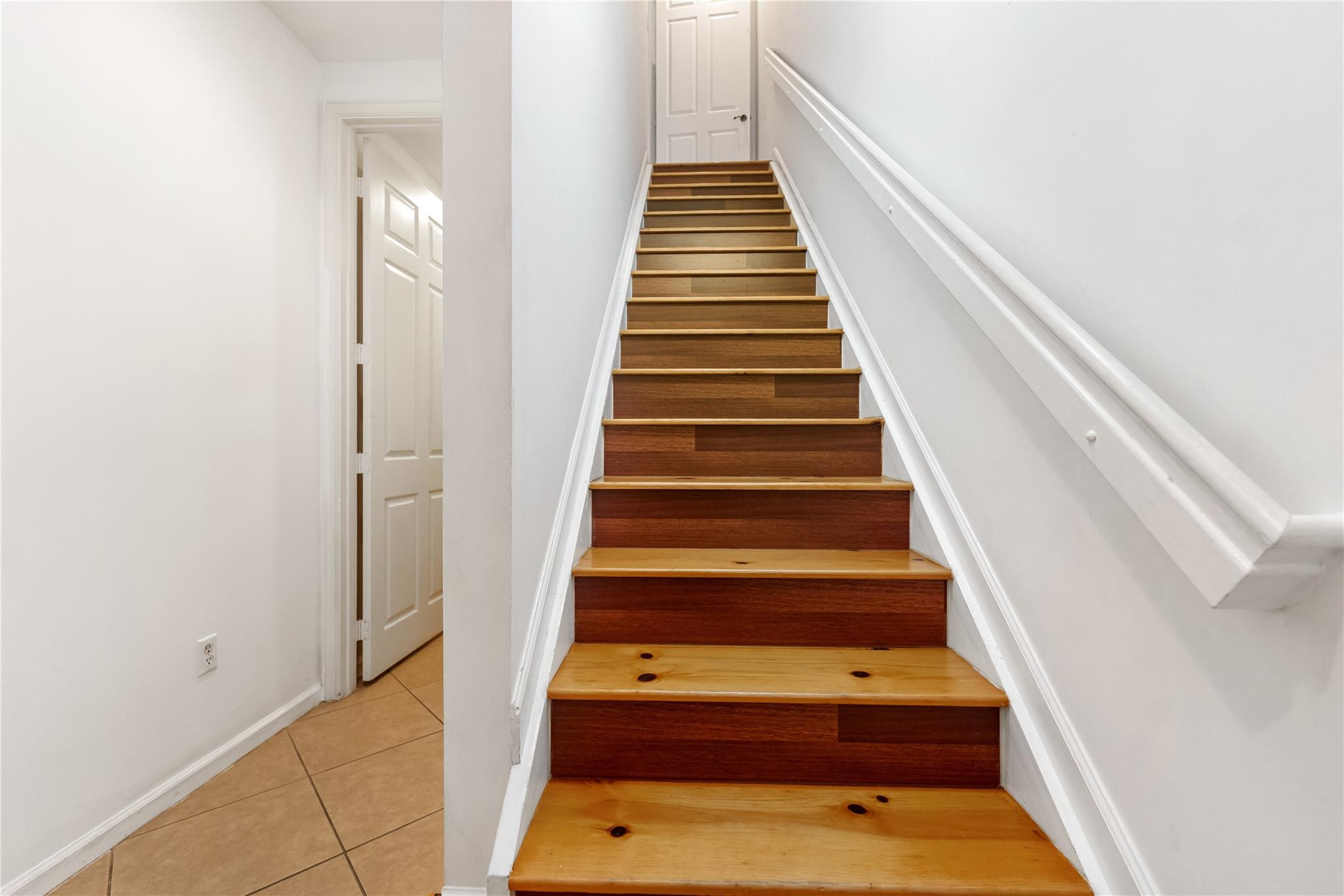 3924 Laurel Lane 3924