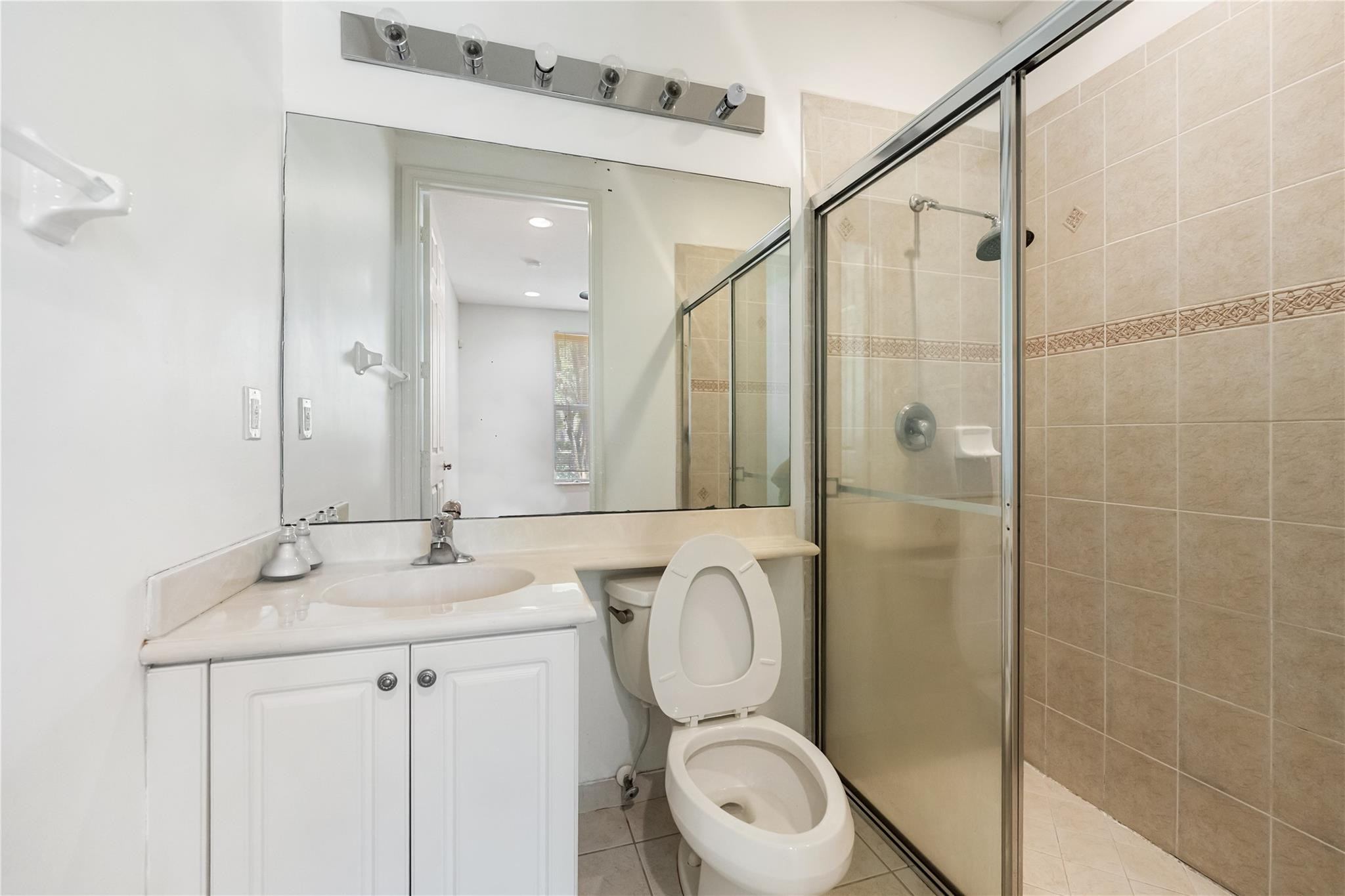 3924 Laurel Lane 3924